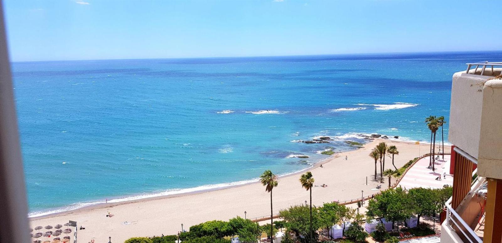 Benalbeach Front