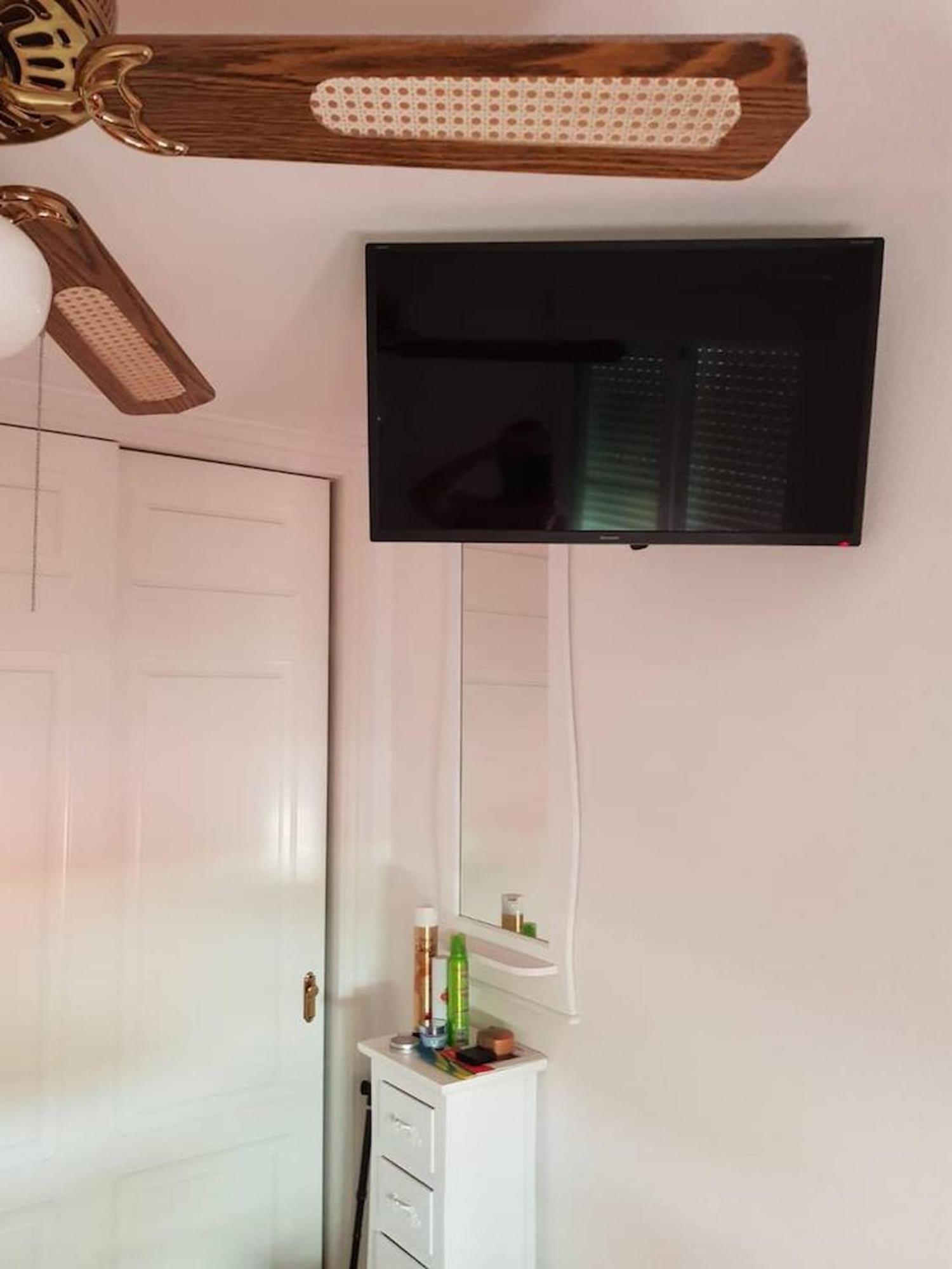 Family With 2 Bedrooms Apartamento