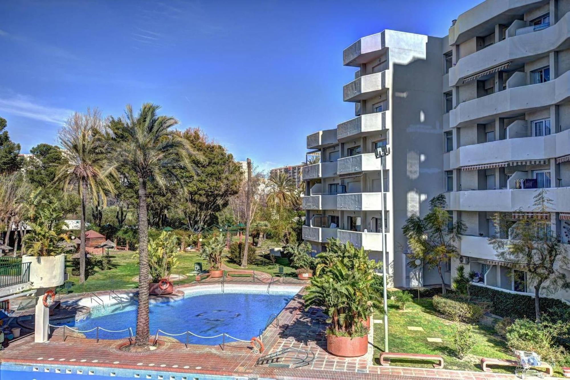 Benalbeach With Magnificent Sea View *