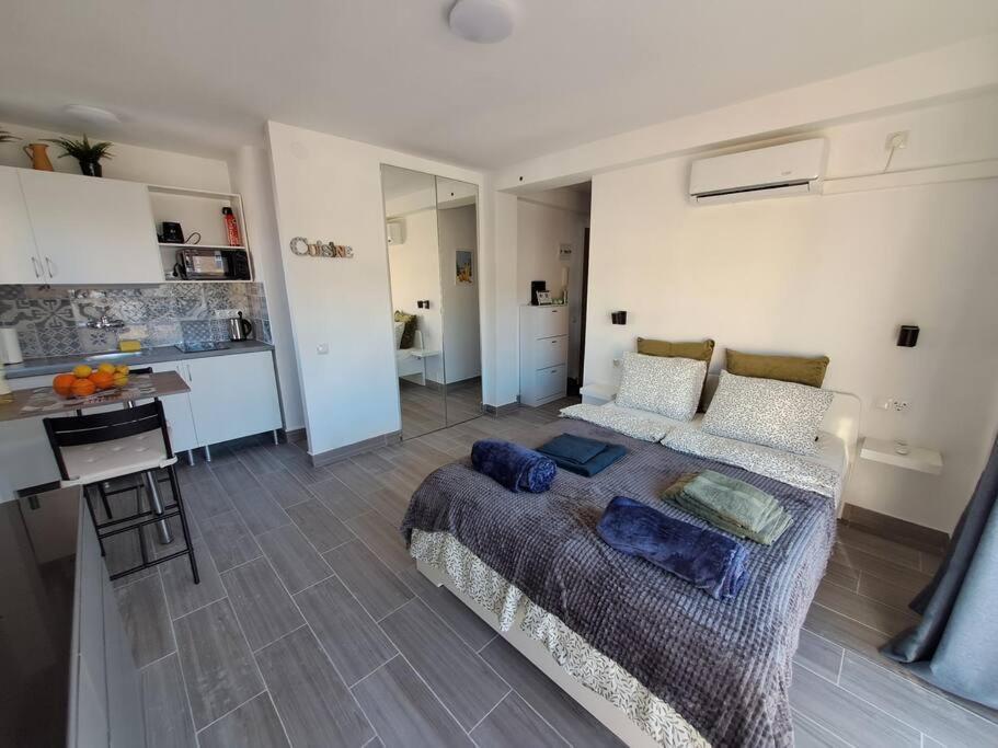 Corintolimon Luxury Apartment Benalmadena