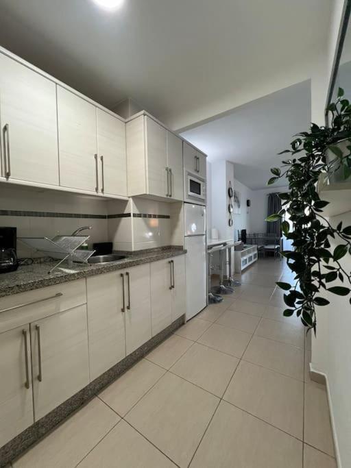 Apartment Benalbeach En La Playa Benalmadena