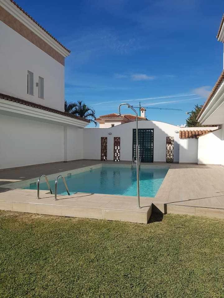Sunny Holiday home Benalmadena