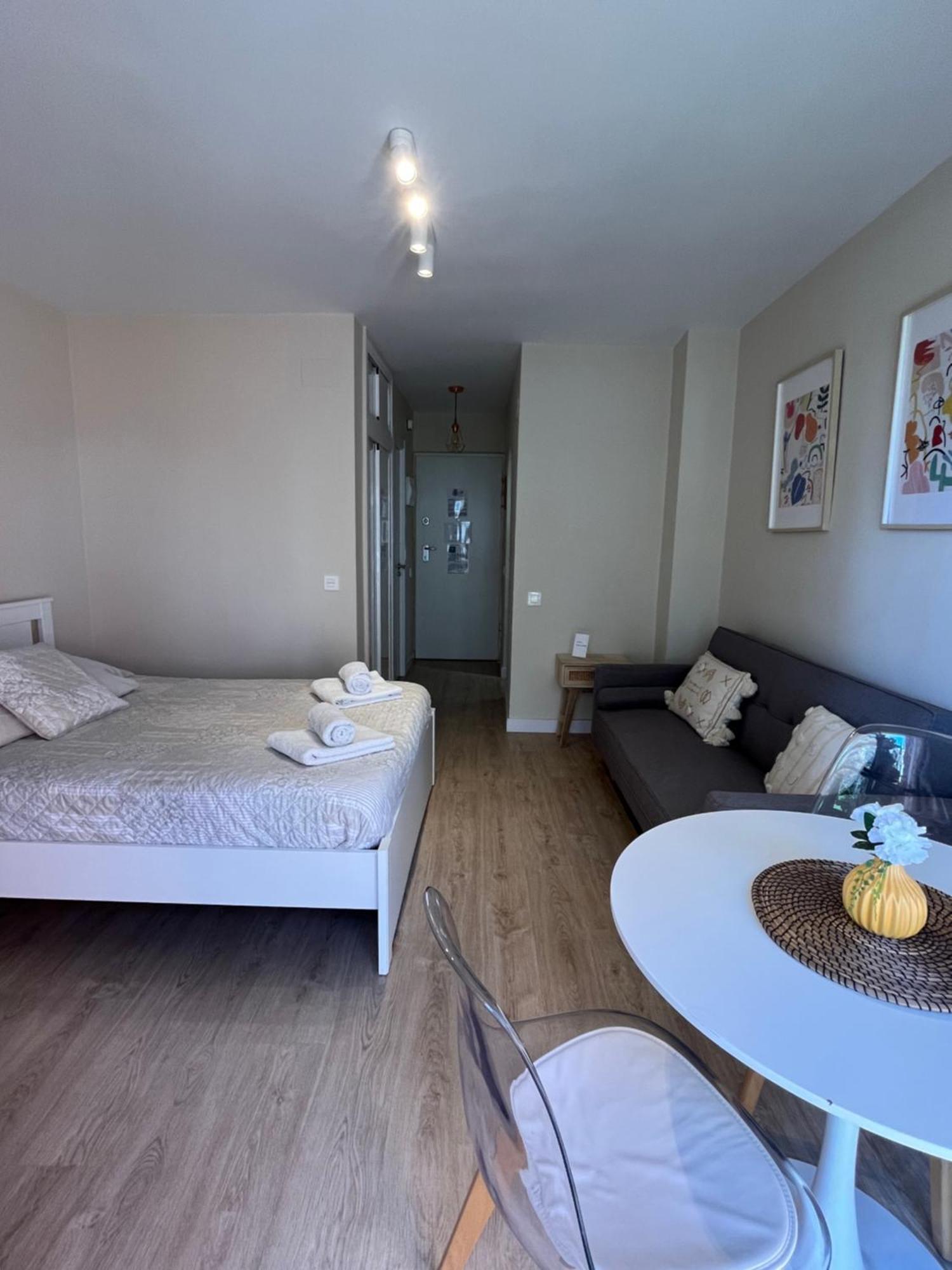 Estudio Boutique En Benalmadena, Recepcion 24 Horas, Piscinas Apartment