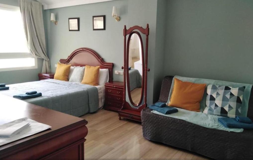 Appartement Penthouse In Puerto Marina *