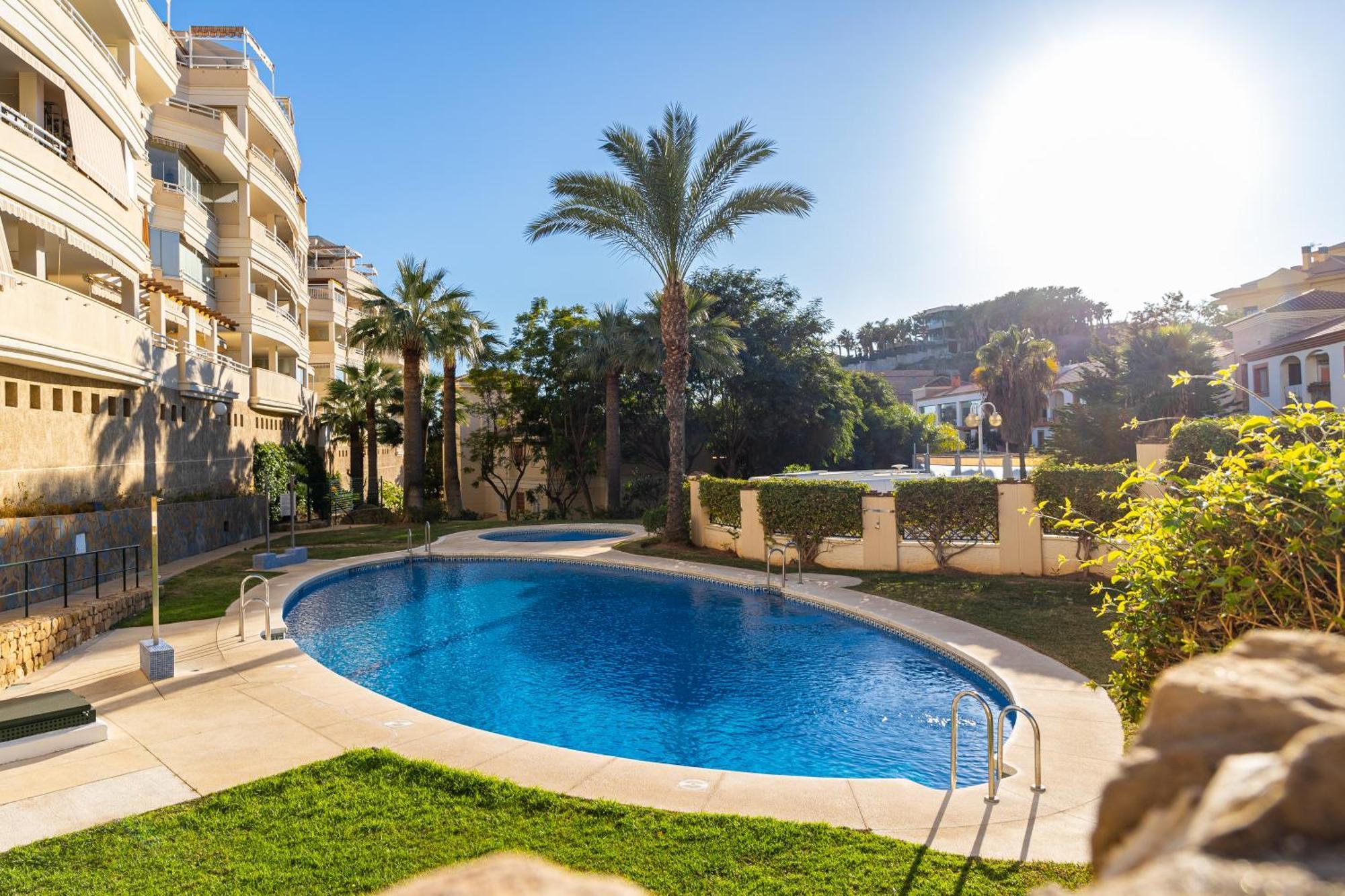 Holidays2nueva Torrequebrada 2 Bedrooms And 2 Bathrooms, Terrace, Community Pool And Garage Appartement Benalmádena