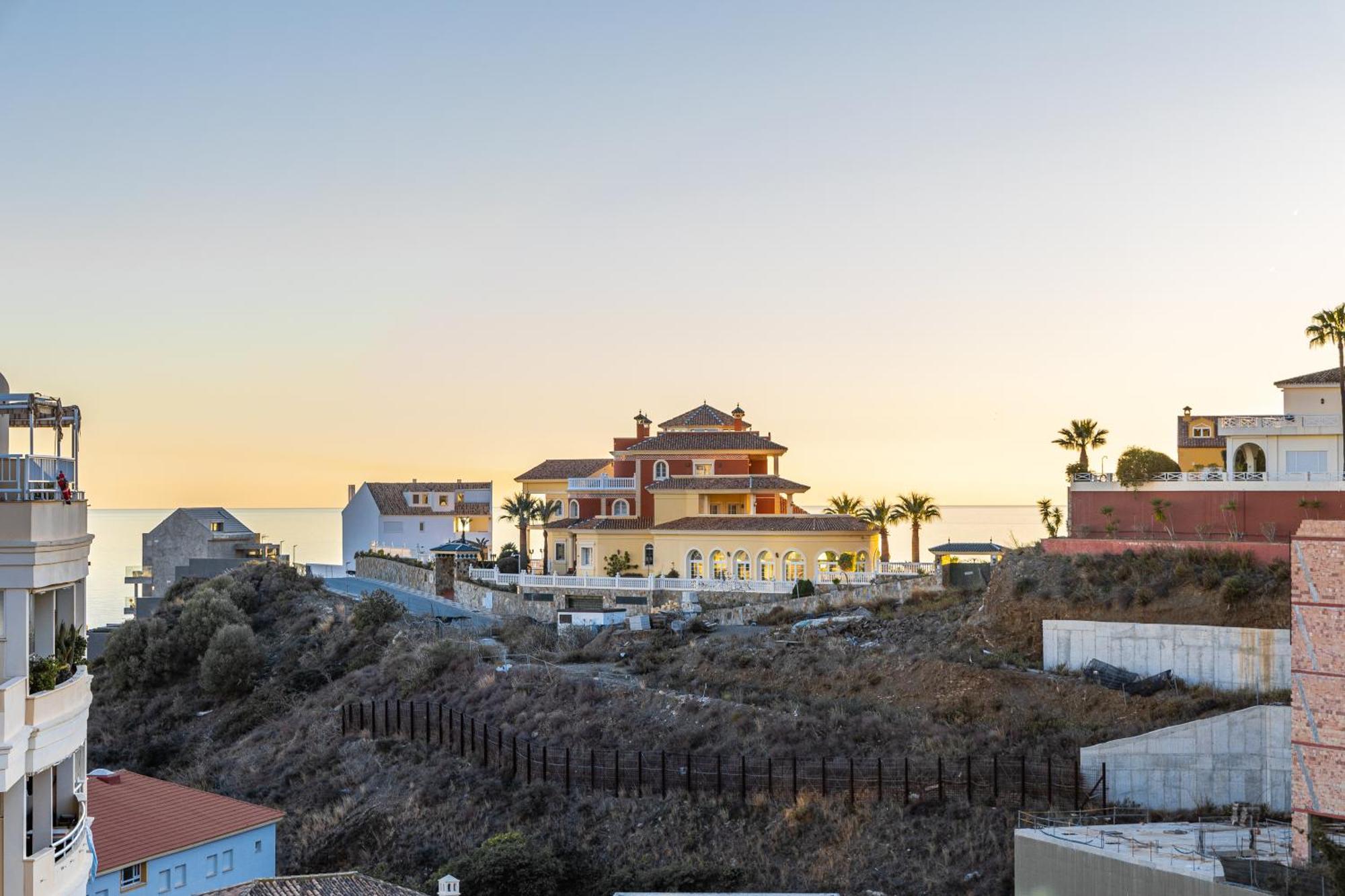 Appartement Holidays2nueva Torrequebrada 2 Bedrooms And 2 Bathrooms, Terrace, Community Pool And Garage