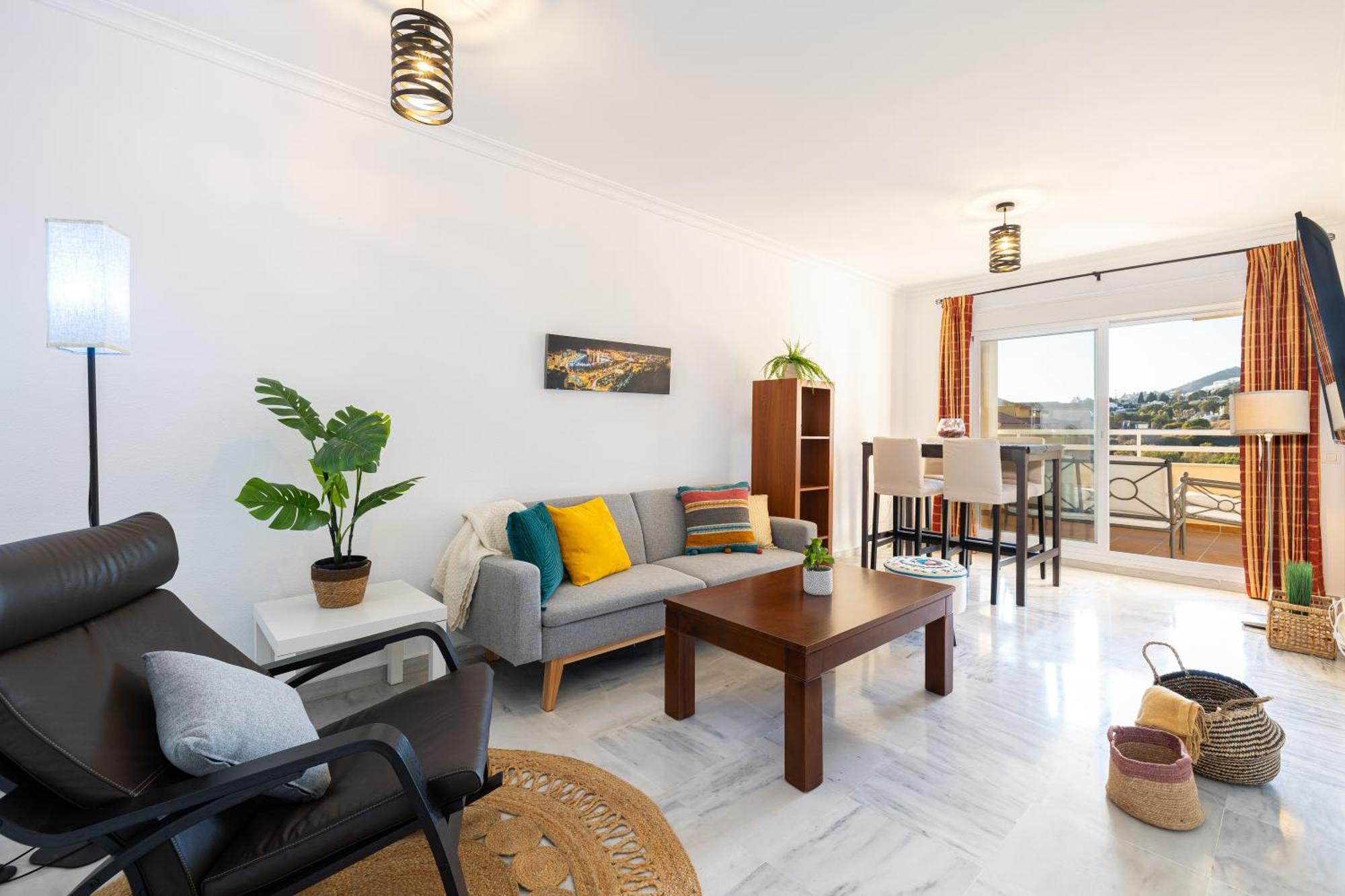 Holidays2nueva Torrequebrada 2 Bedrooms And 2 Bathrooms, Terrace, Community Pool And Garage Appartement Benalmádena