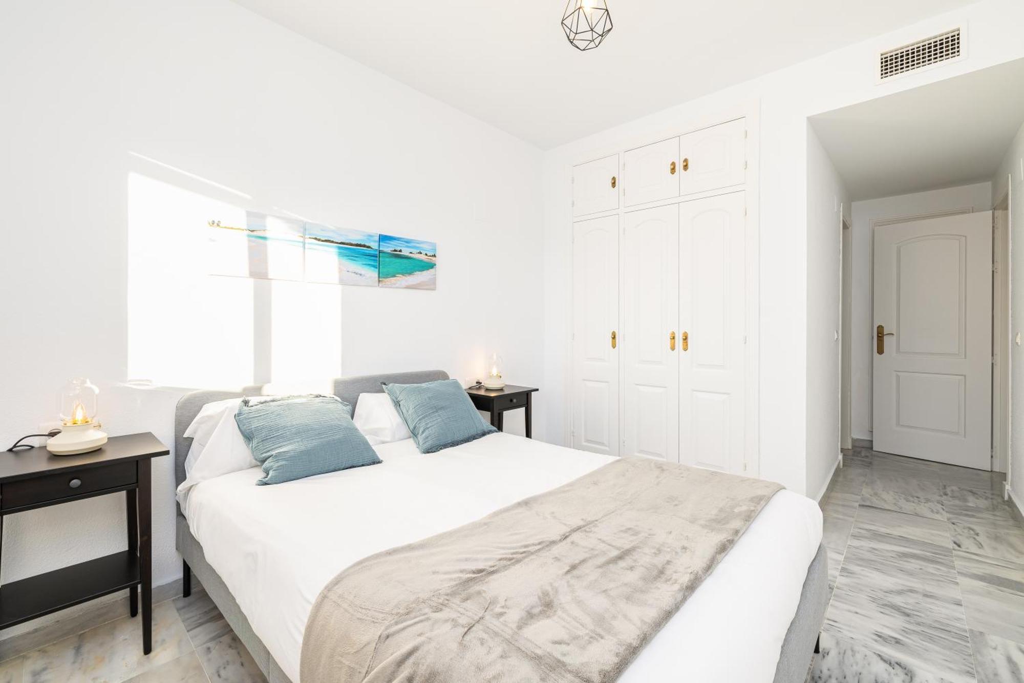 Holidays2nueva Torrequebrada 2 Bedrooms And 2 Bathrooms, Terrace, Community Pool And Garage Benalmádena