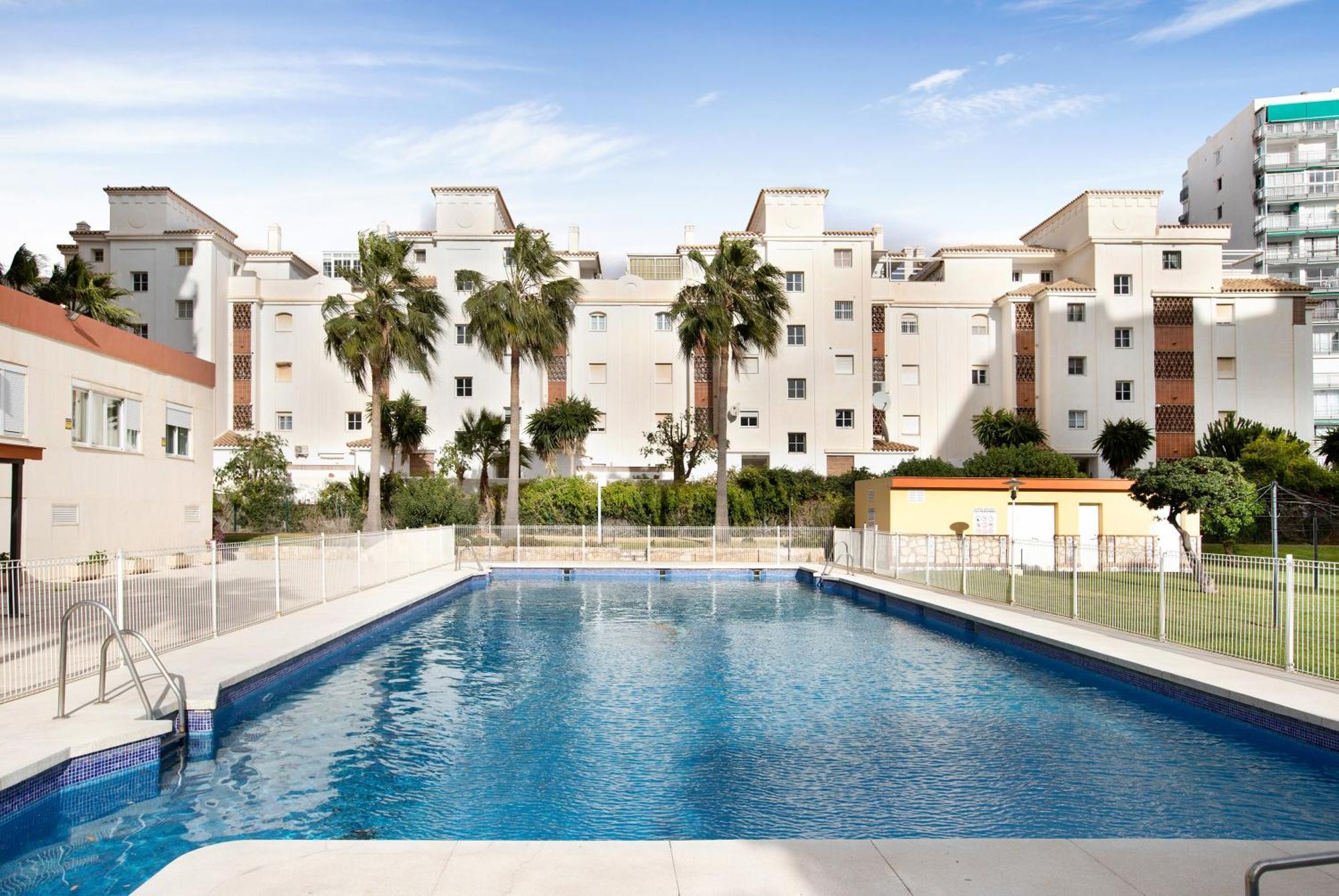 Apartment Calle Manuel Mena 4 *