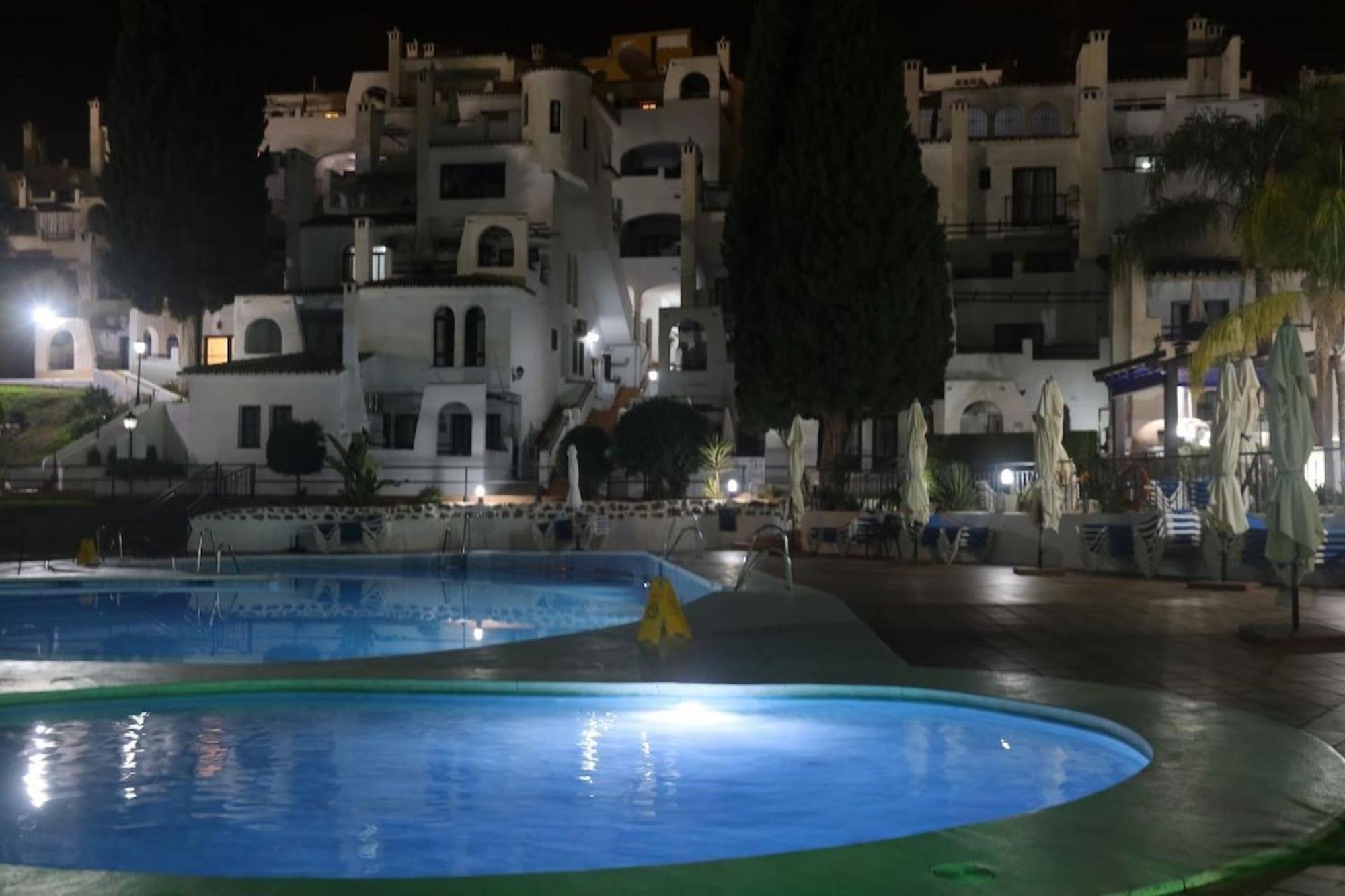 En Pueblo Evita Con Piscina Y Terraza Apartment Benalmadena