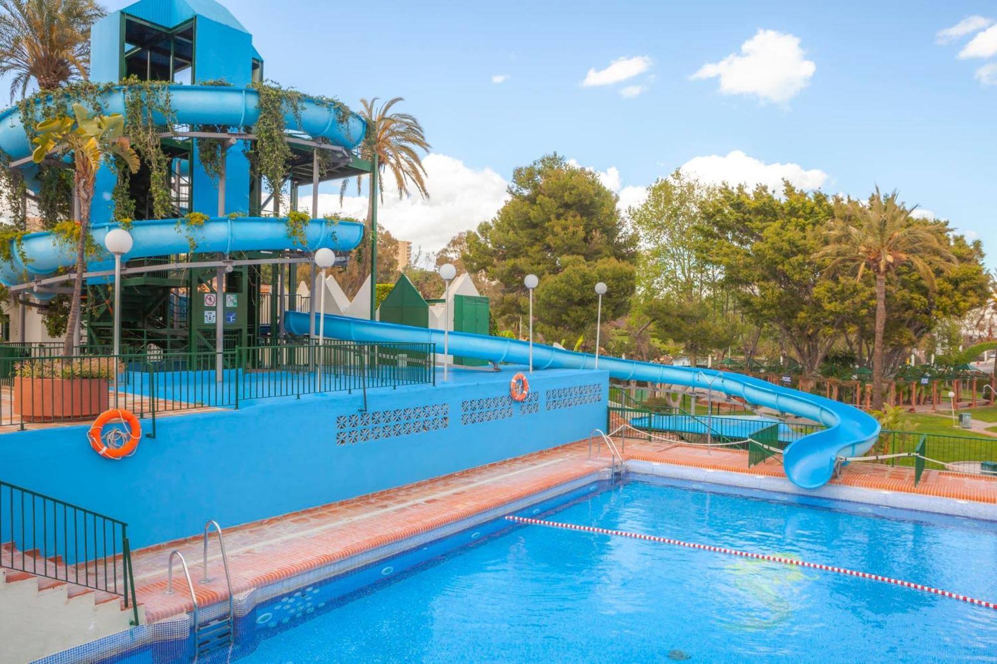 Apartment Deluxe In Benalbeach With Water Park