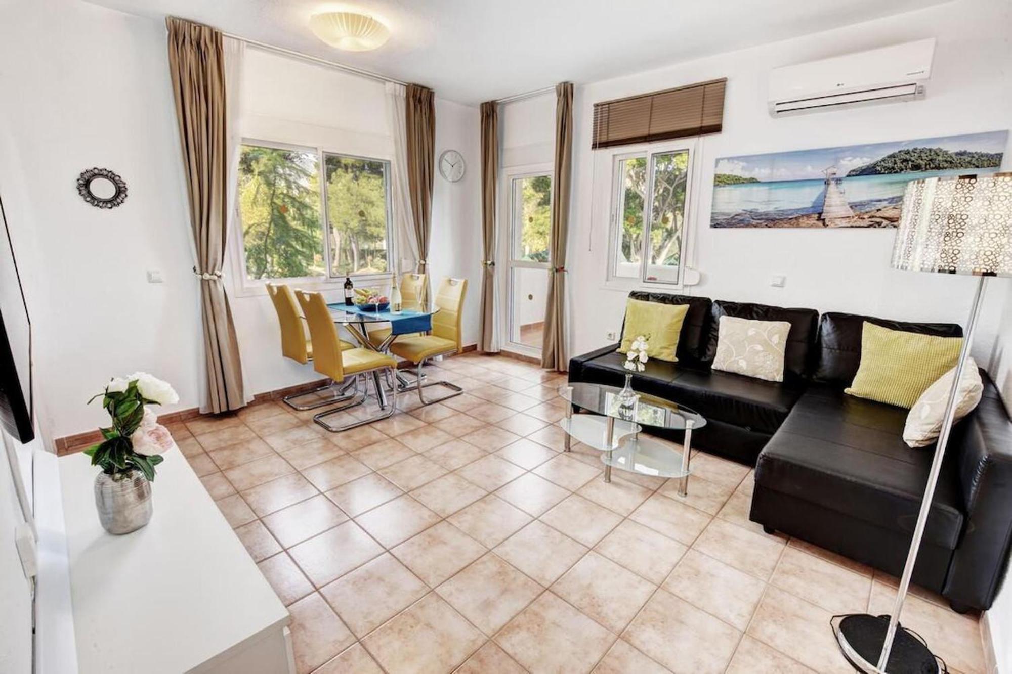 Apartment Deluxe In Benalbeach With Water Park