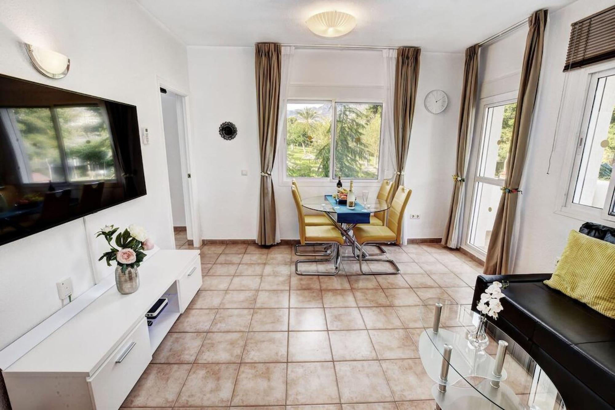 Deluxe In Benalbeach With Water Park Apartment