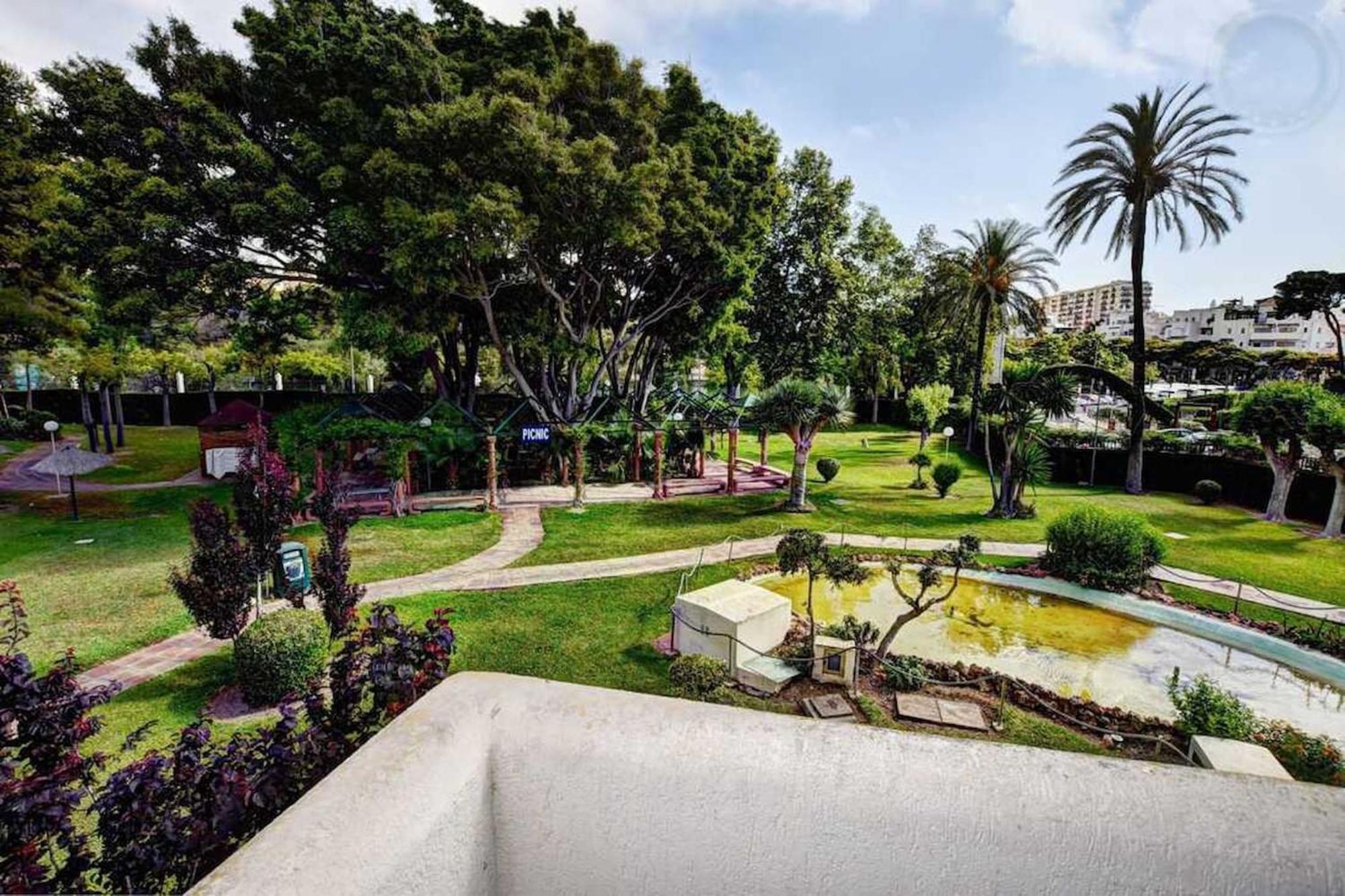 Apartment Deluxe In Benalbeach With Water Park Benalmadena