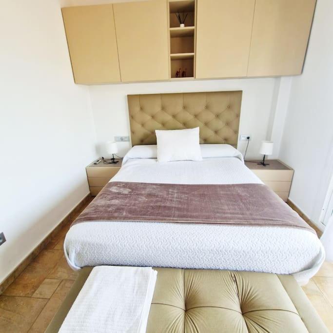 Beautiful 1 Bedroom Apartamento Benalmádena