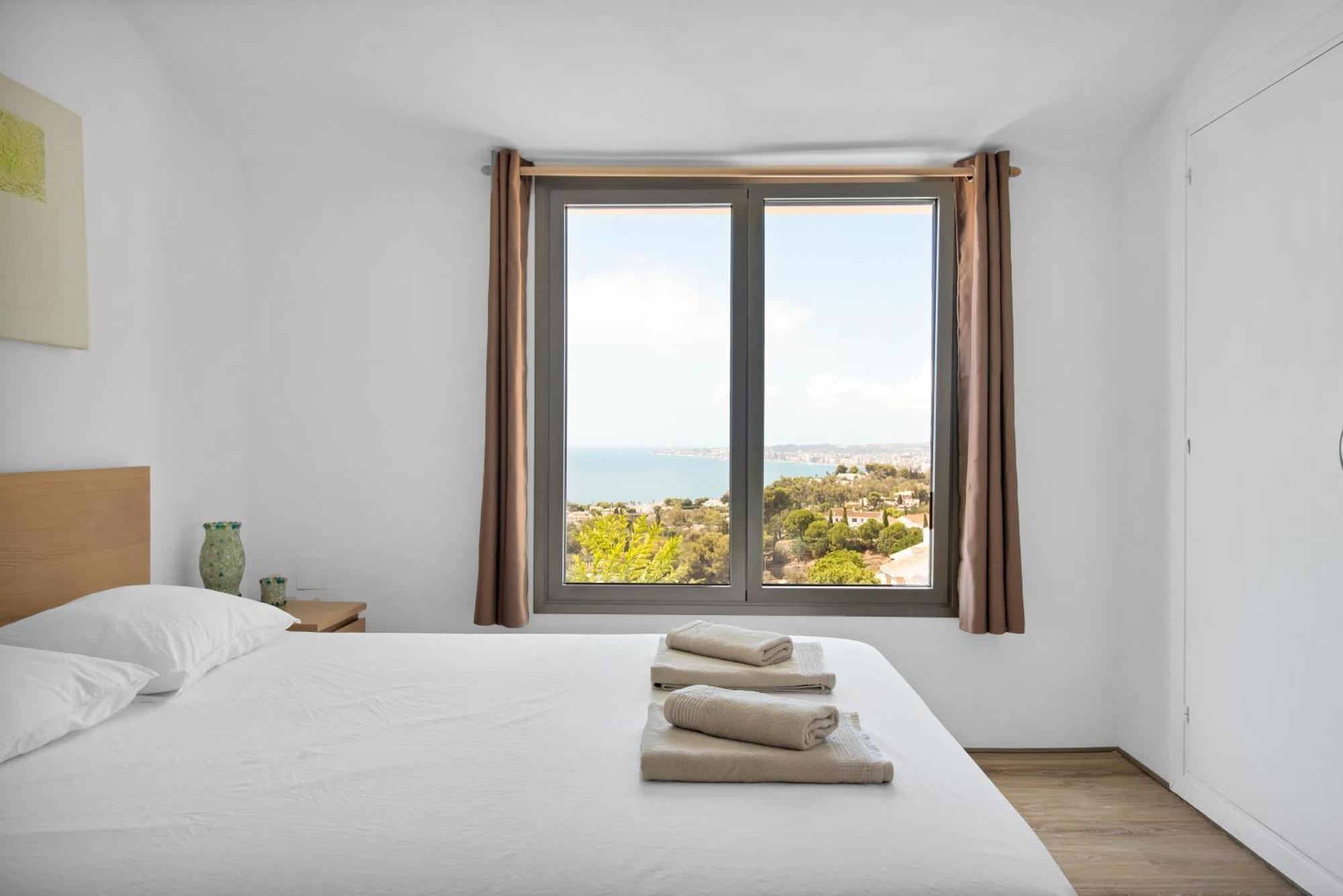 Bed & Breakfast In Eden Palm * Benalmadena