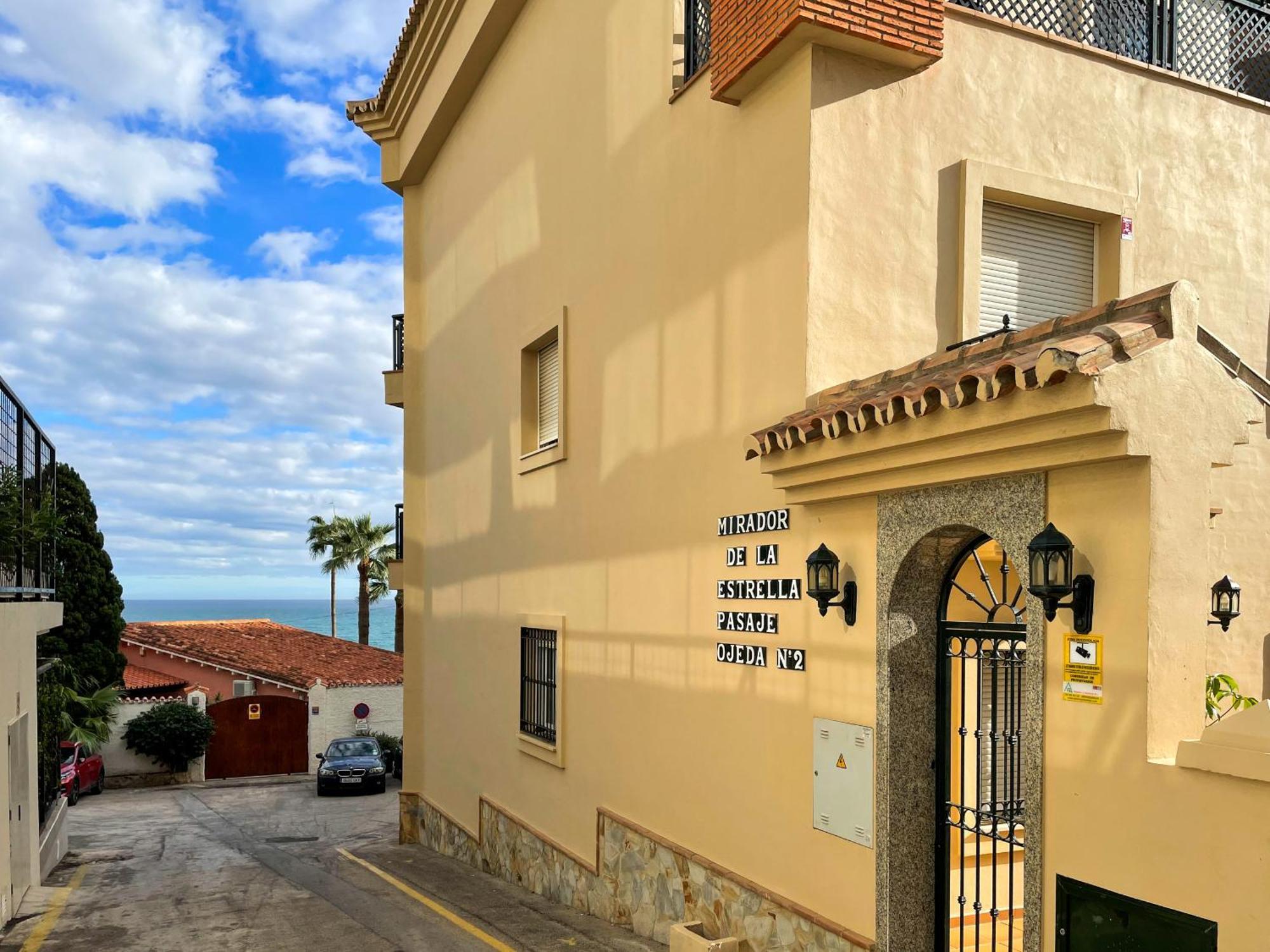 Mirador De La Estrella - Lovely Penthouse Apartment Benalmadena