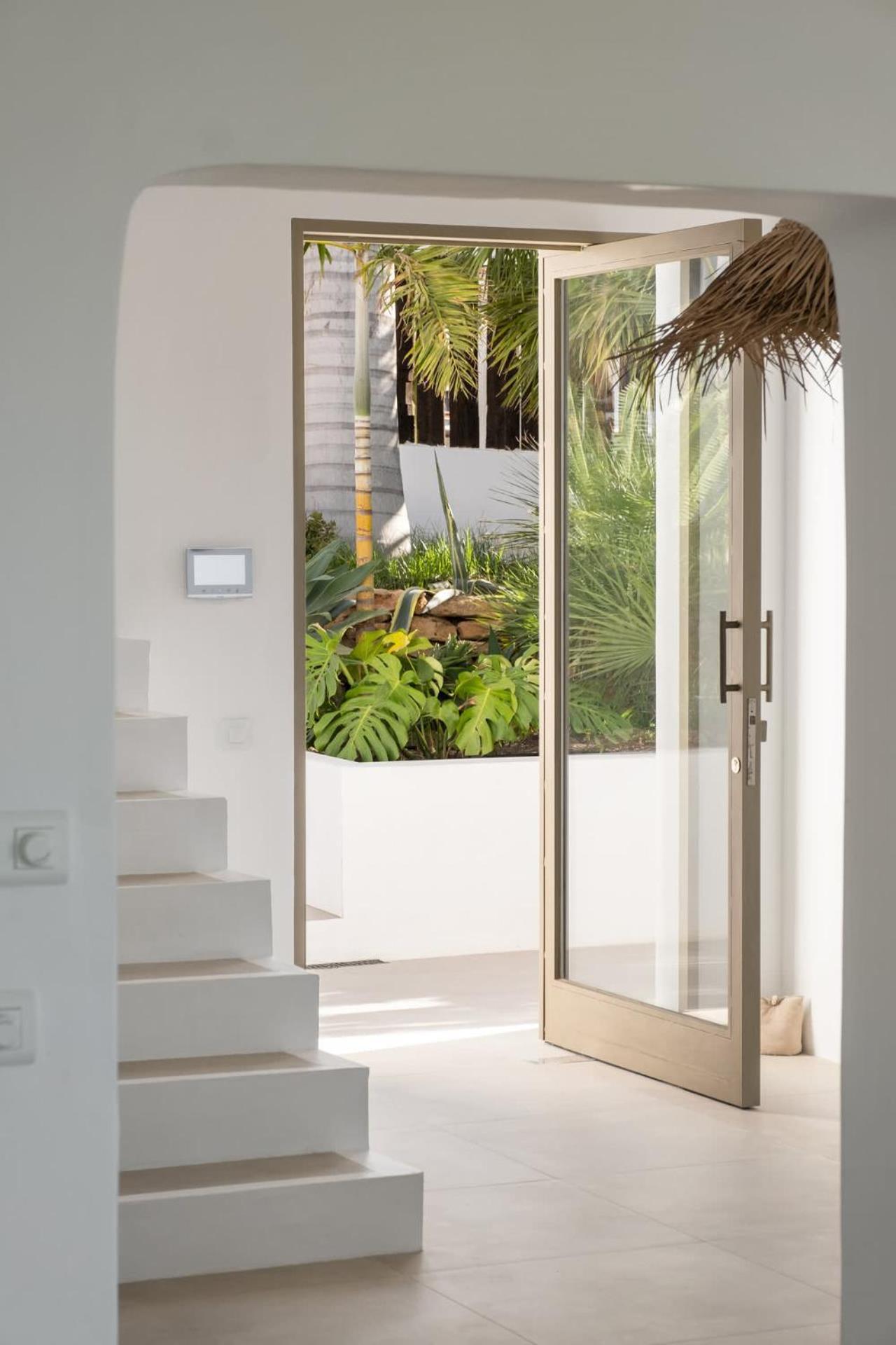 Bed & Breakfast In Eden Palm * Benalmadena
