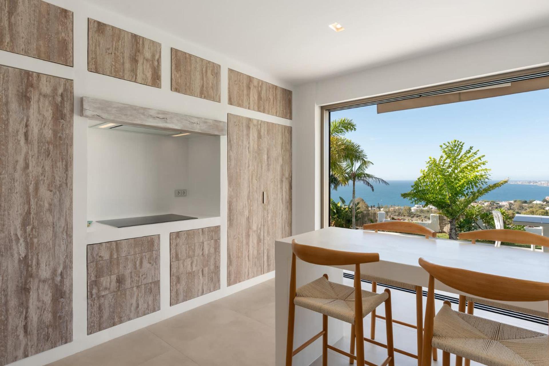 Bed & Breakfast In Eden Palm *