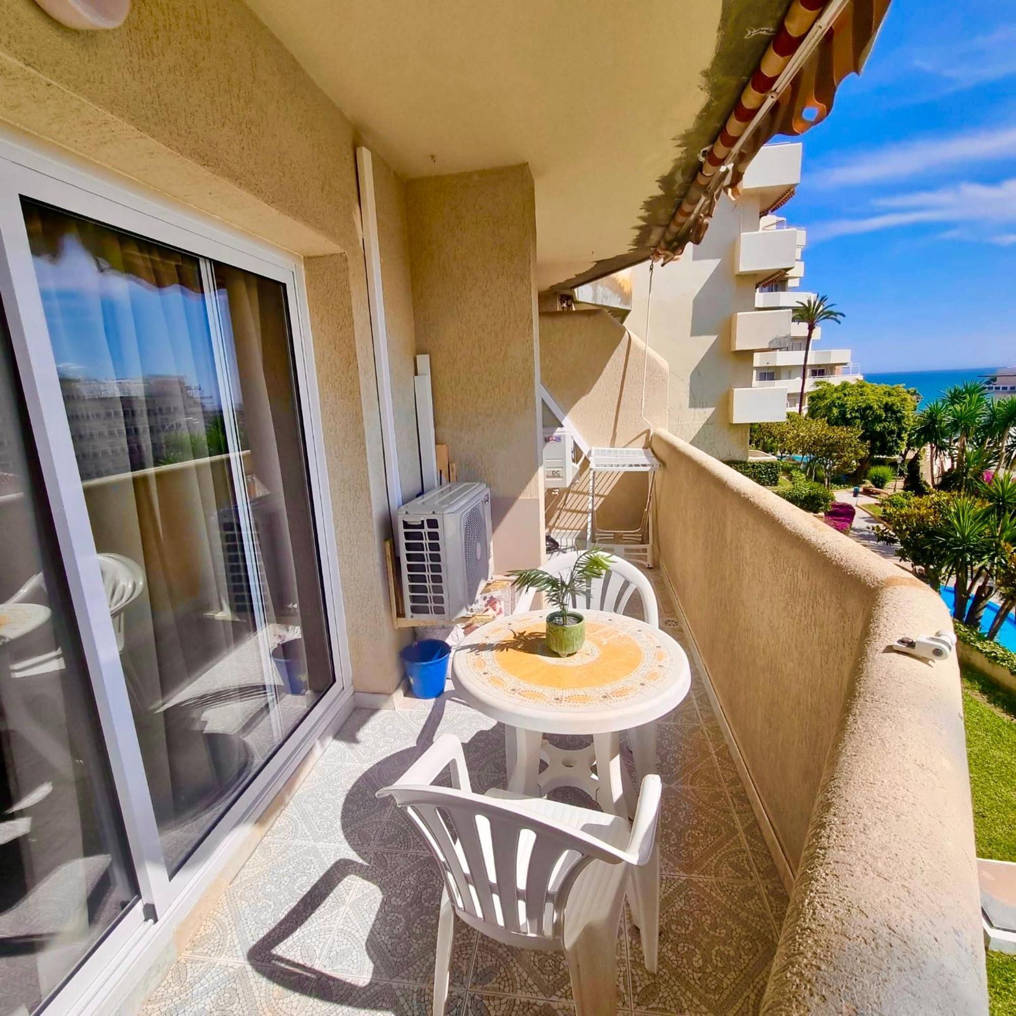 Benalbeach 2bdr Beach100m 5 Pools Gardens