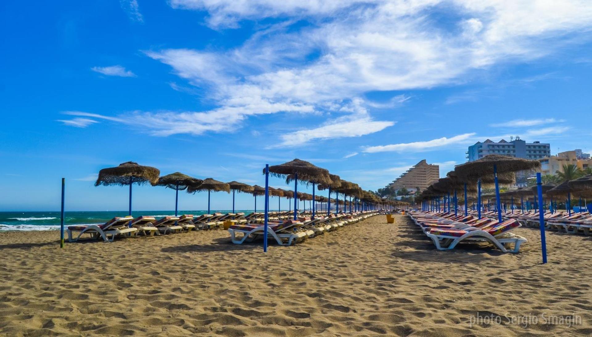 119 Iris - Piscina - Playa Cercana- Ubicacion Centrica Benalmadena