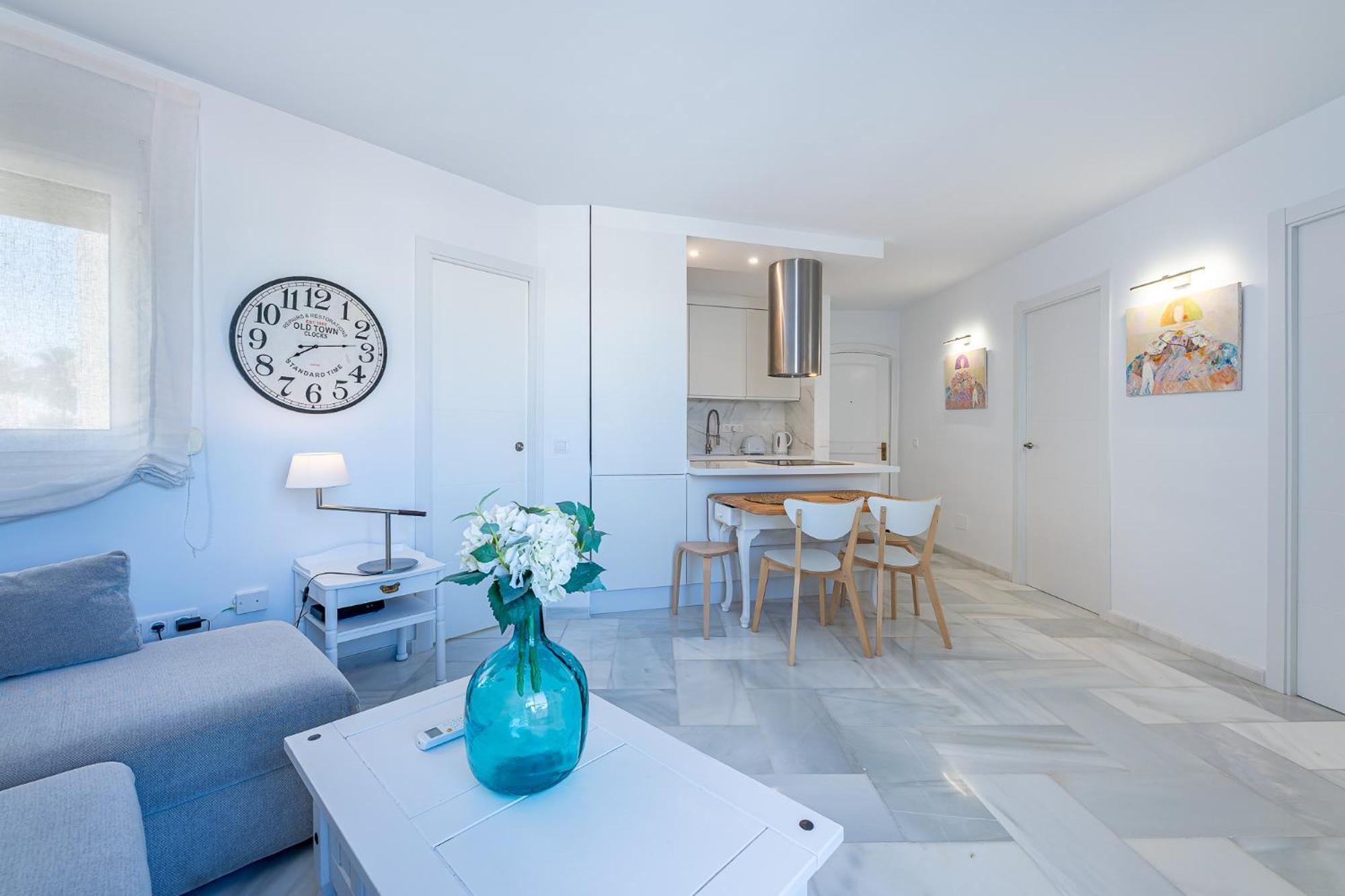 Apartamento Puerto Marina Sea View - 1 Minuto De La Playa Vista Al Mar *