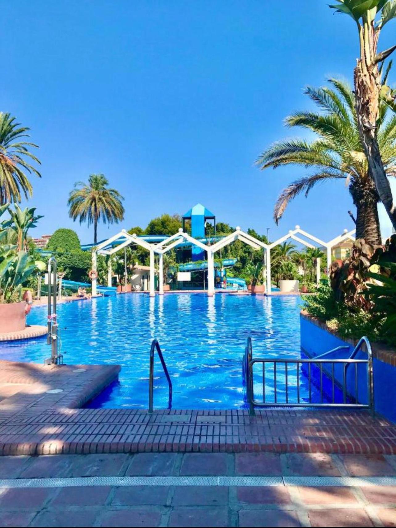 Benalbeach 2bdr Beach100m 5 Pools Gardens Apartment
