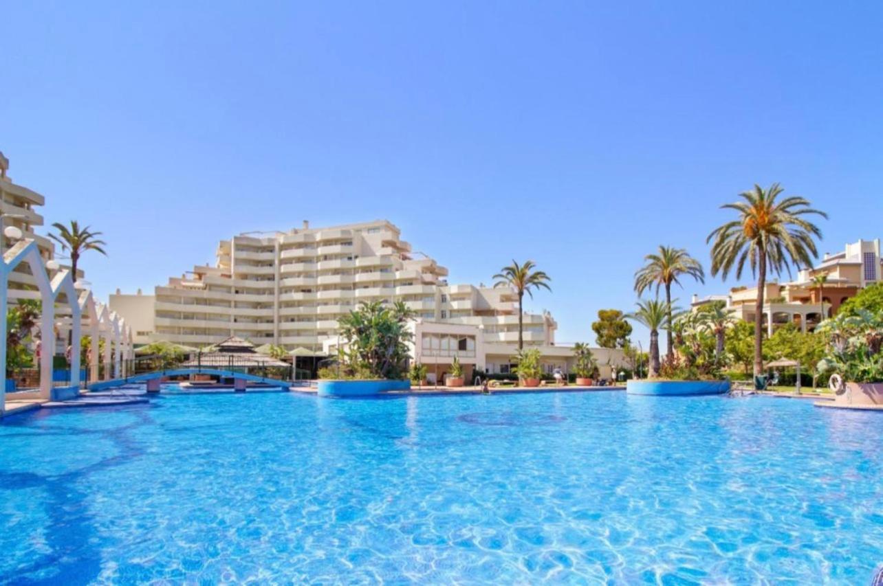 Benalbeach 2bdr Beach100m 5 Pools Gardens