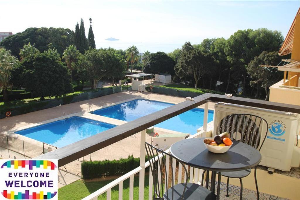 Luxurious 1 Bed With 5 Pools & Gardens. Appartement