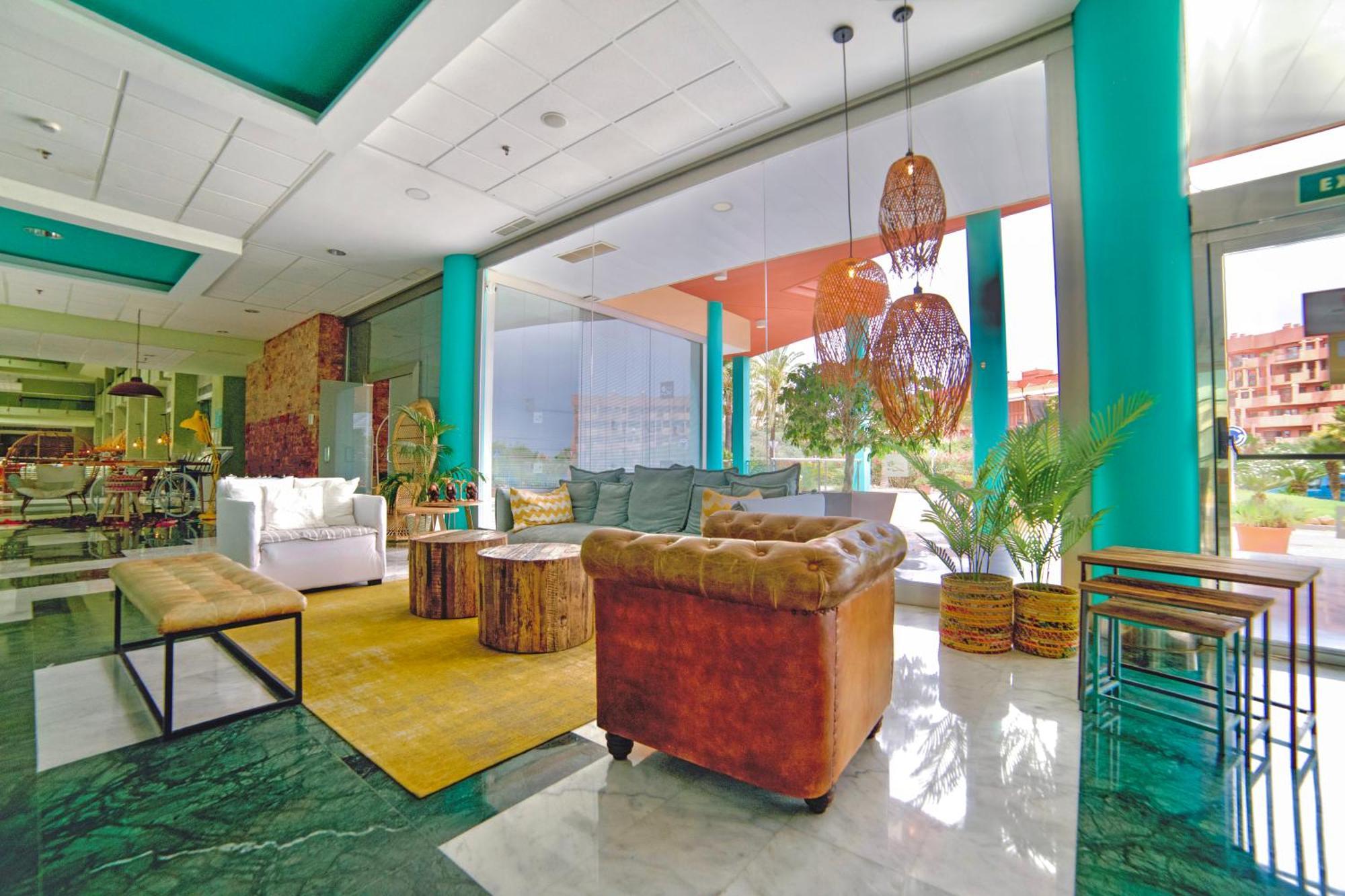 World Riwo Hotel. 4*