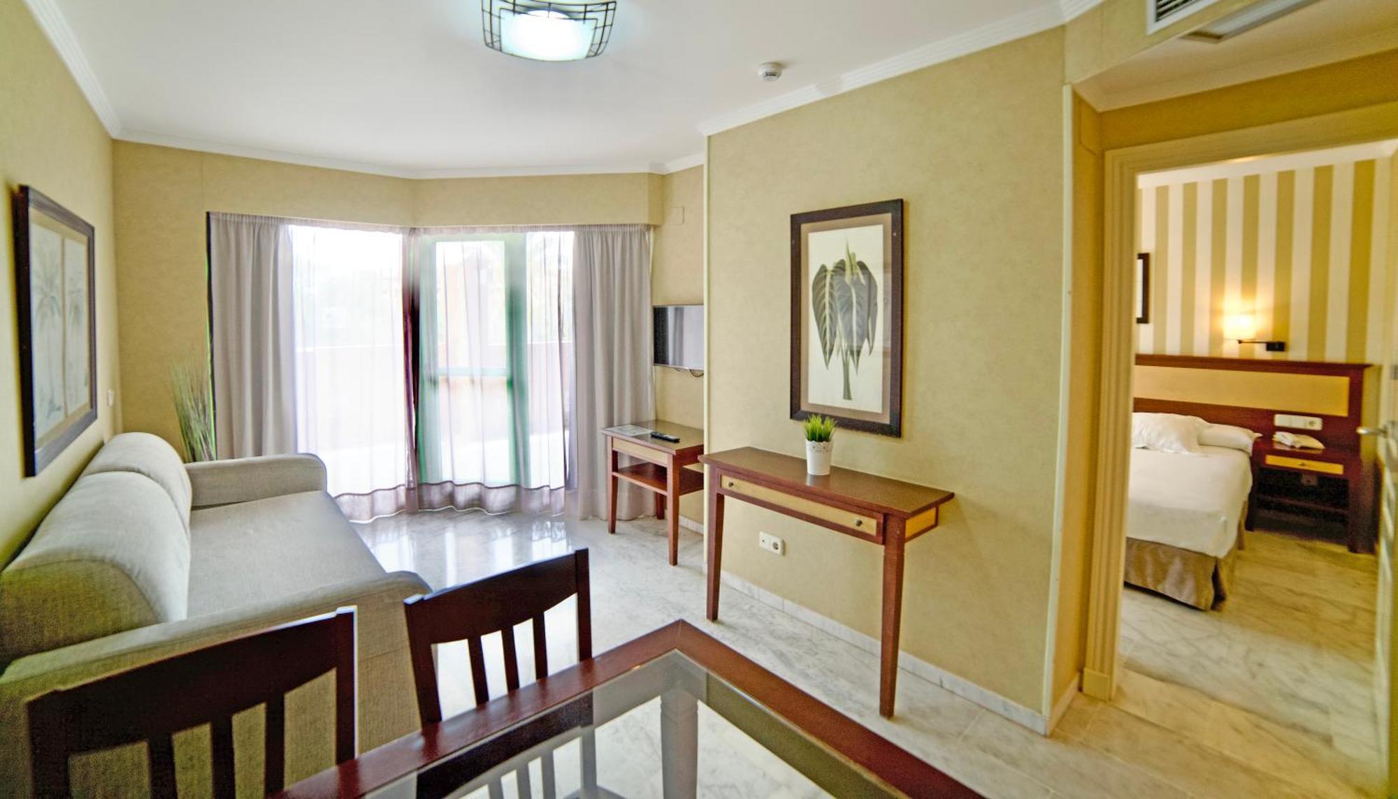 World Riwo Hotel.