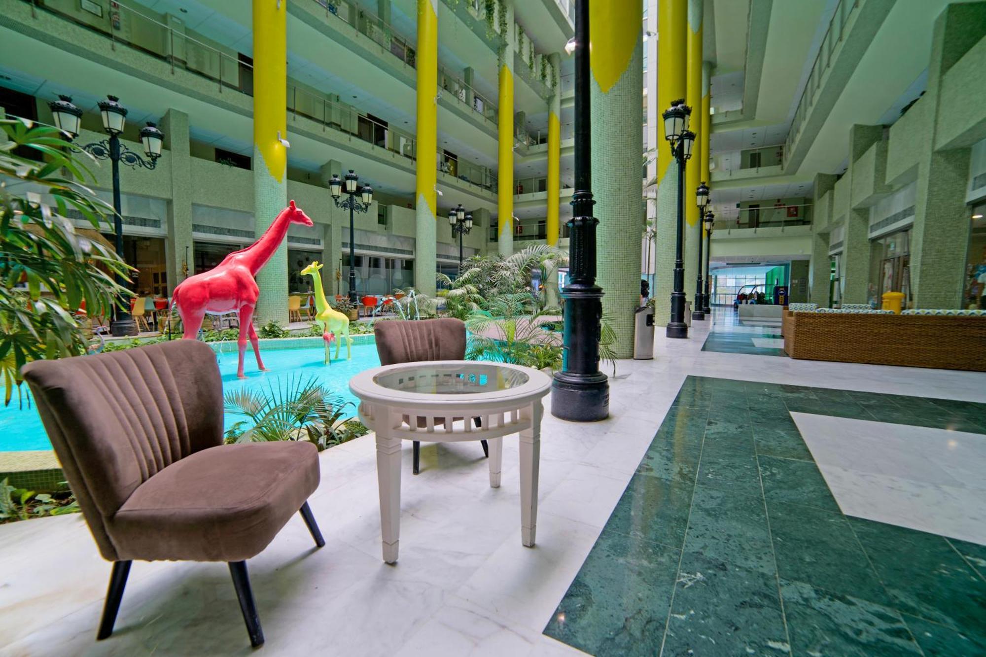 World Riwo Hotel. 4*