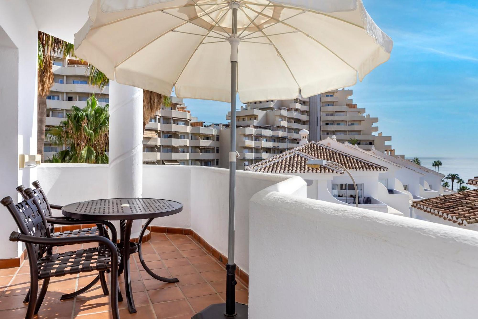 Aparthotel Sahara Sunset 3*