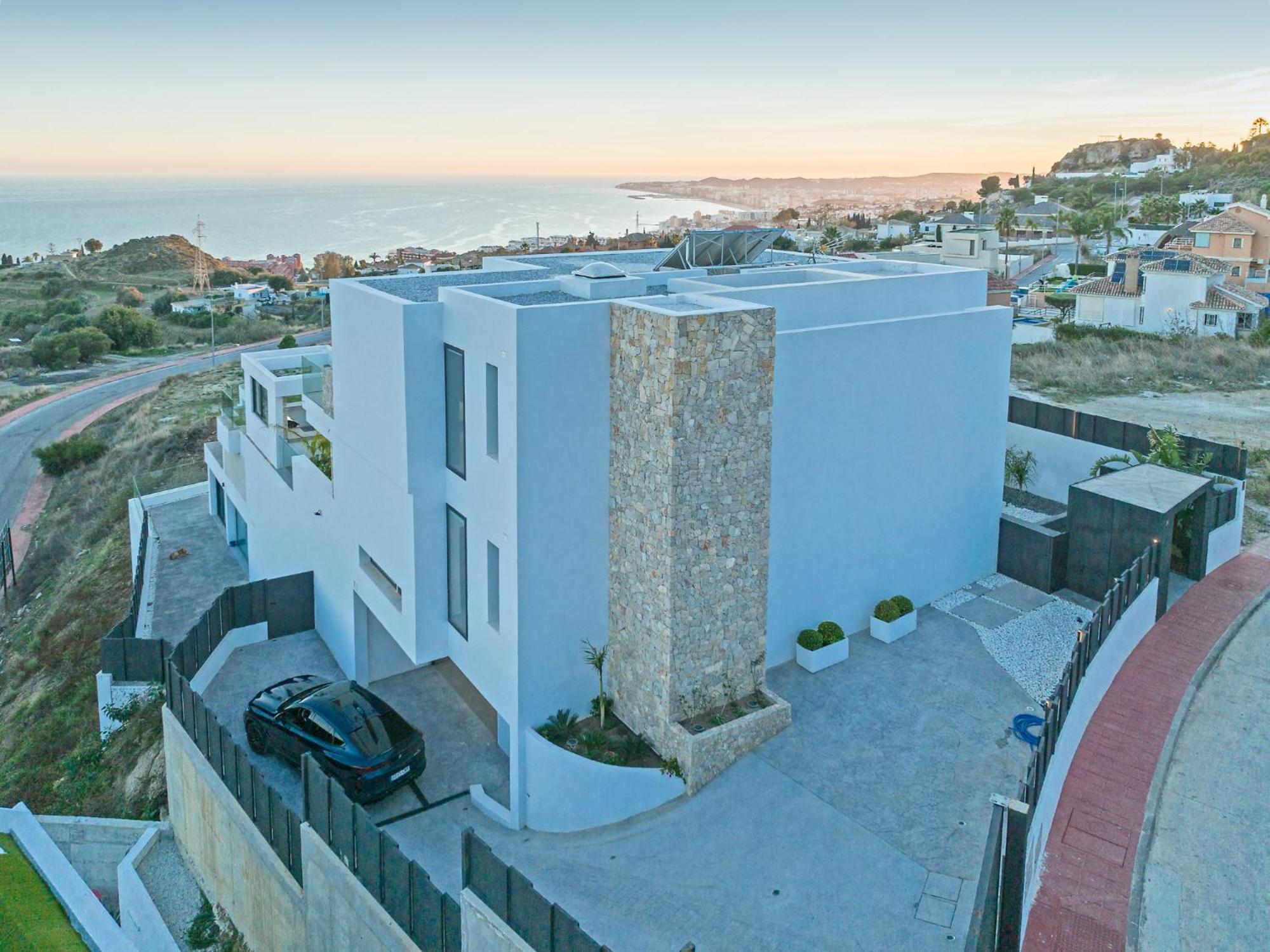 Stupa Luxury * Benalmadena