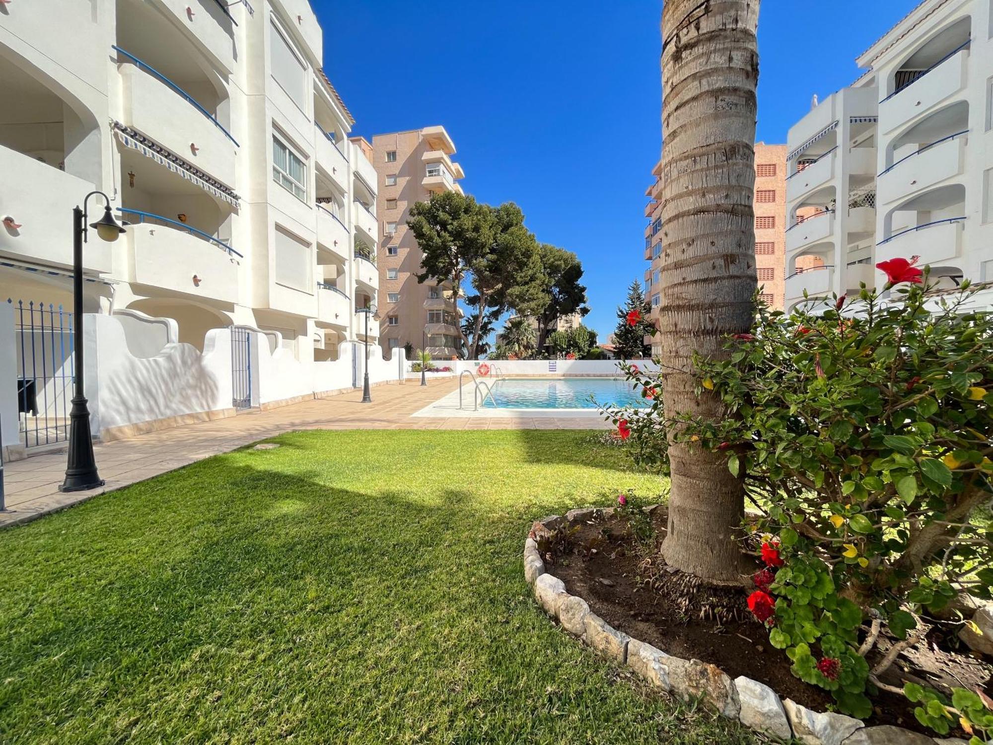 Apartment Spacieux Avec Terrasse Et Piscine