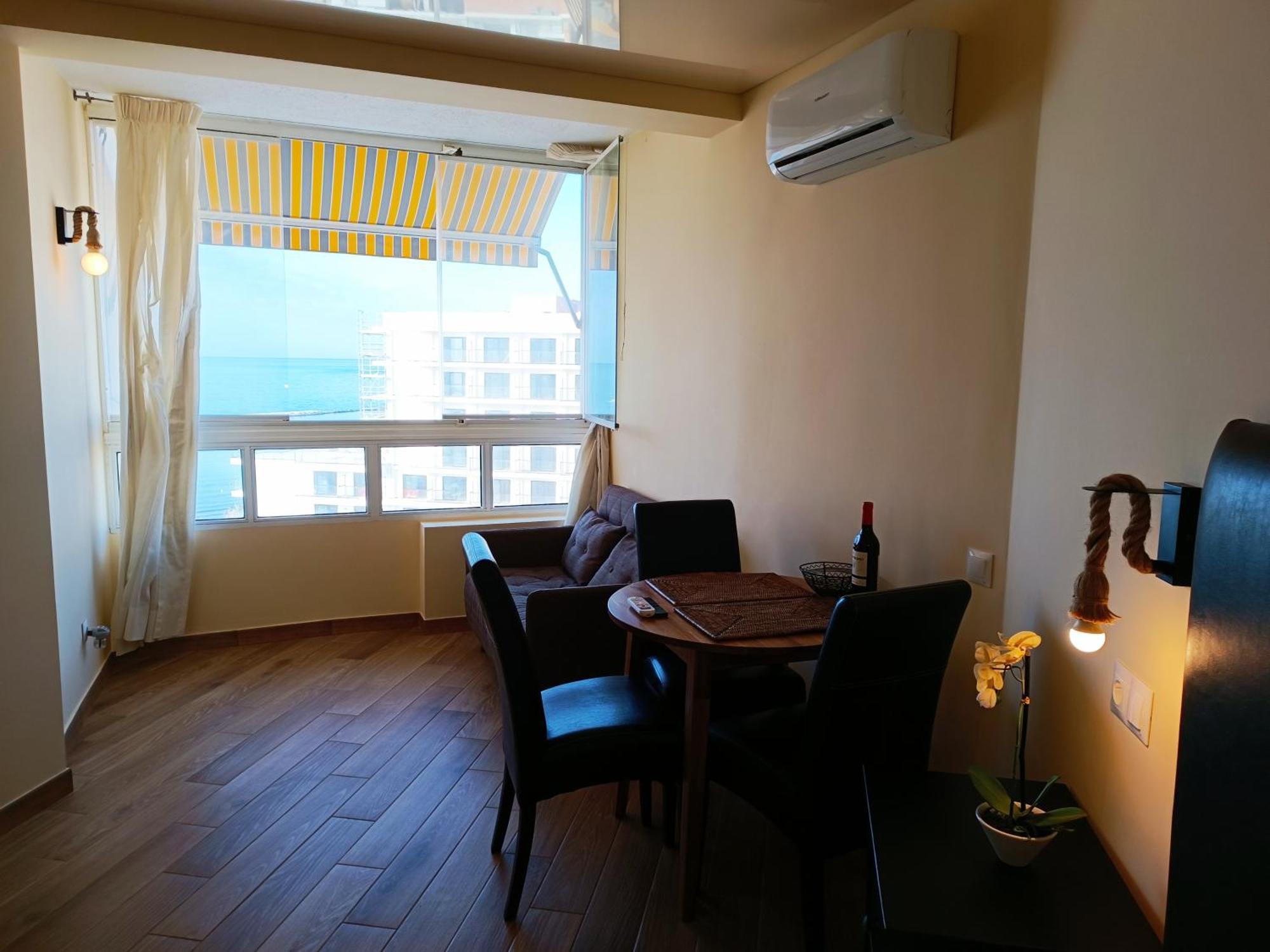 Tam9 - Nuevo, Wifi, Vistas Al Mar, 1 Linea De Playa, Puerto Deportivo Puerto Marina, Appartement *