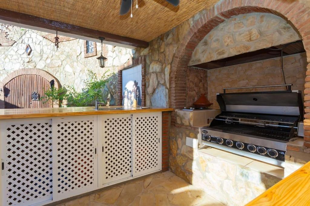 Summer Offers! Fabulous Luxury Near The Sleeps 8 *