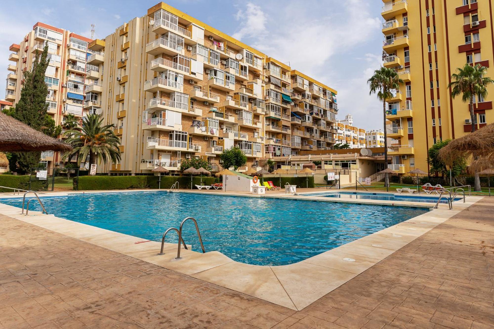 Blonzu Angola Benalmadena