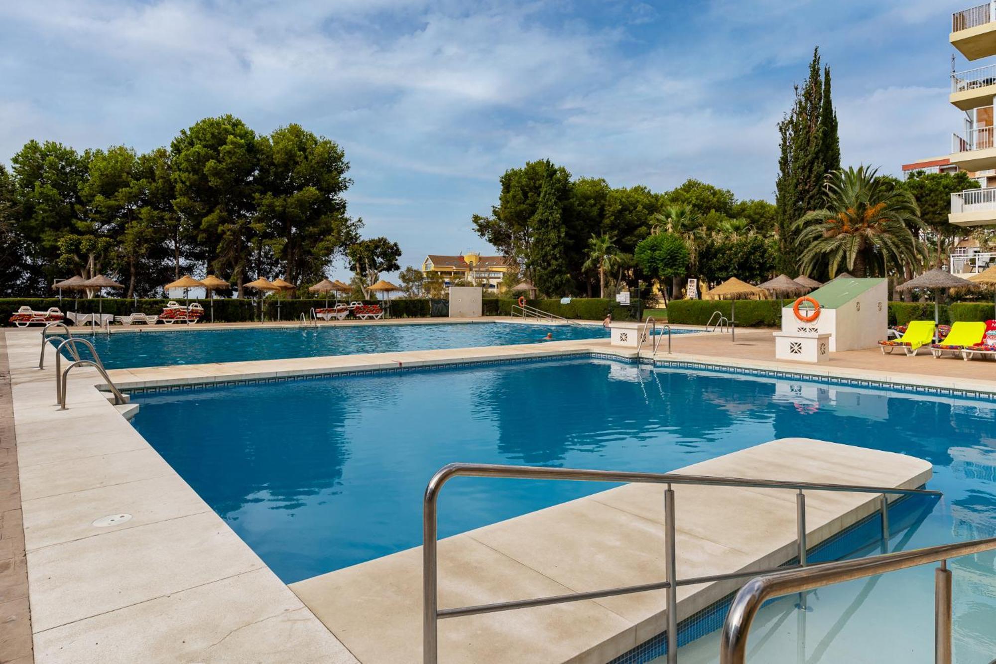 Apartment Blonzu Angola Benalmadena