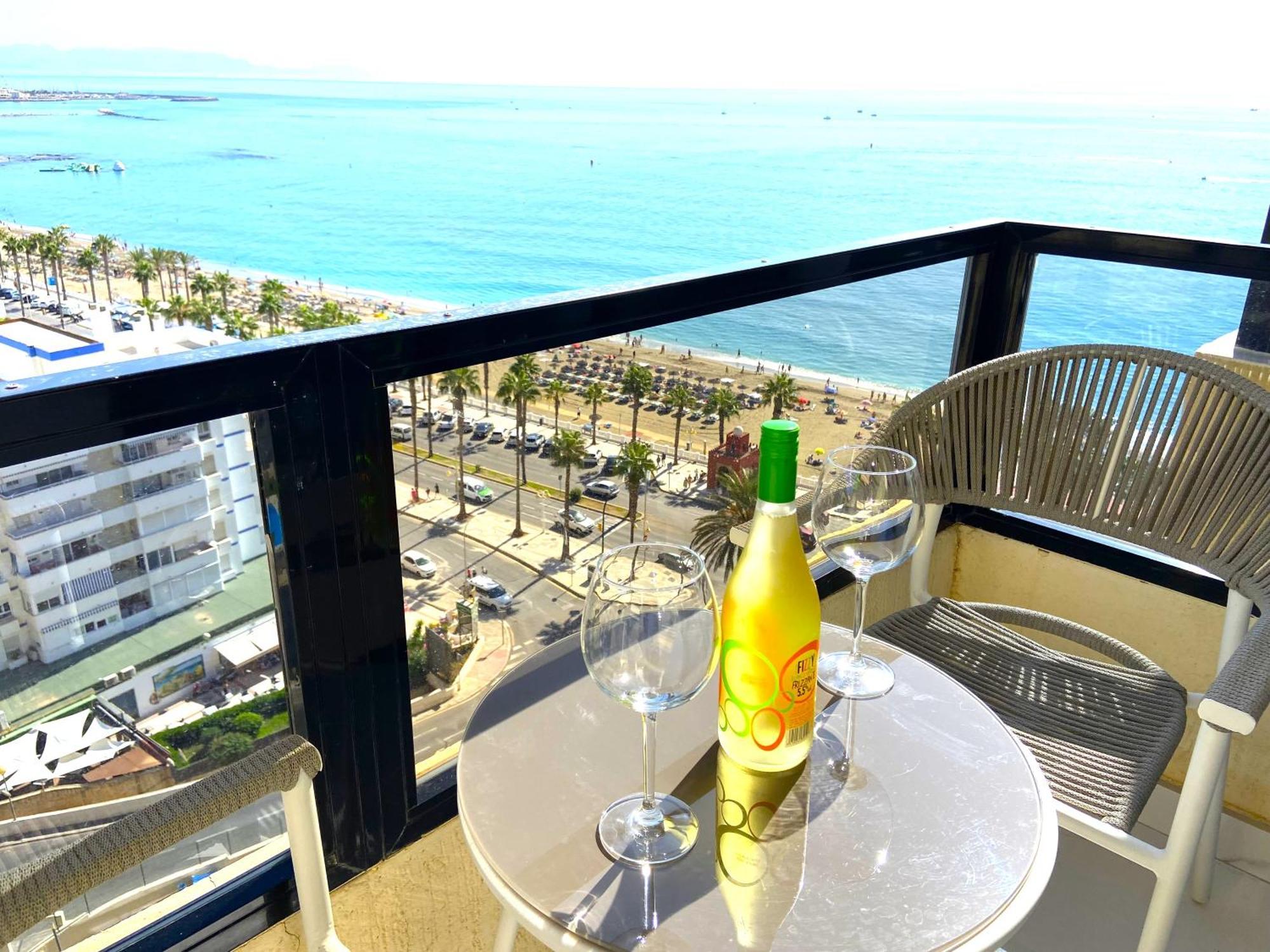 Aloha Playa Deluxe Wifi Swimming Pools & Parking Benalmadena
