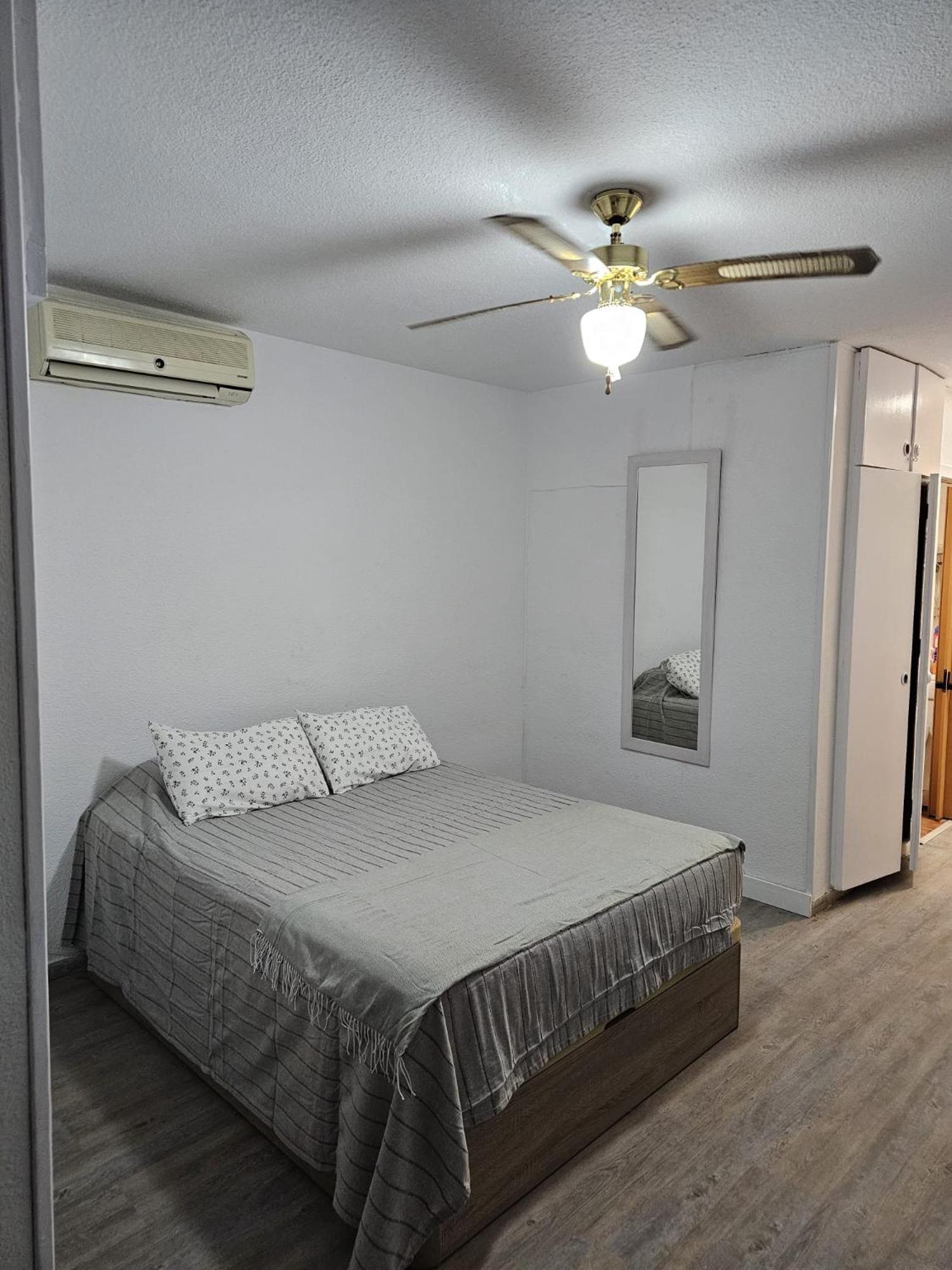 Estudio Agata 6 Apartment *