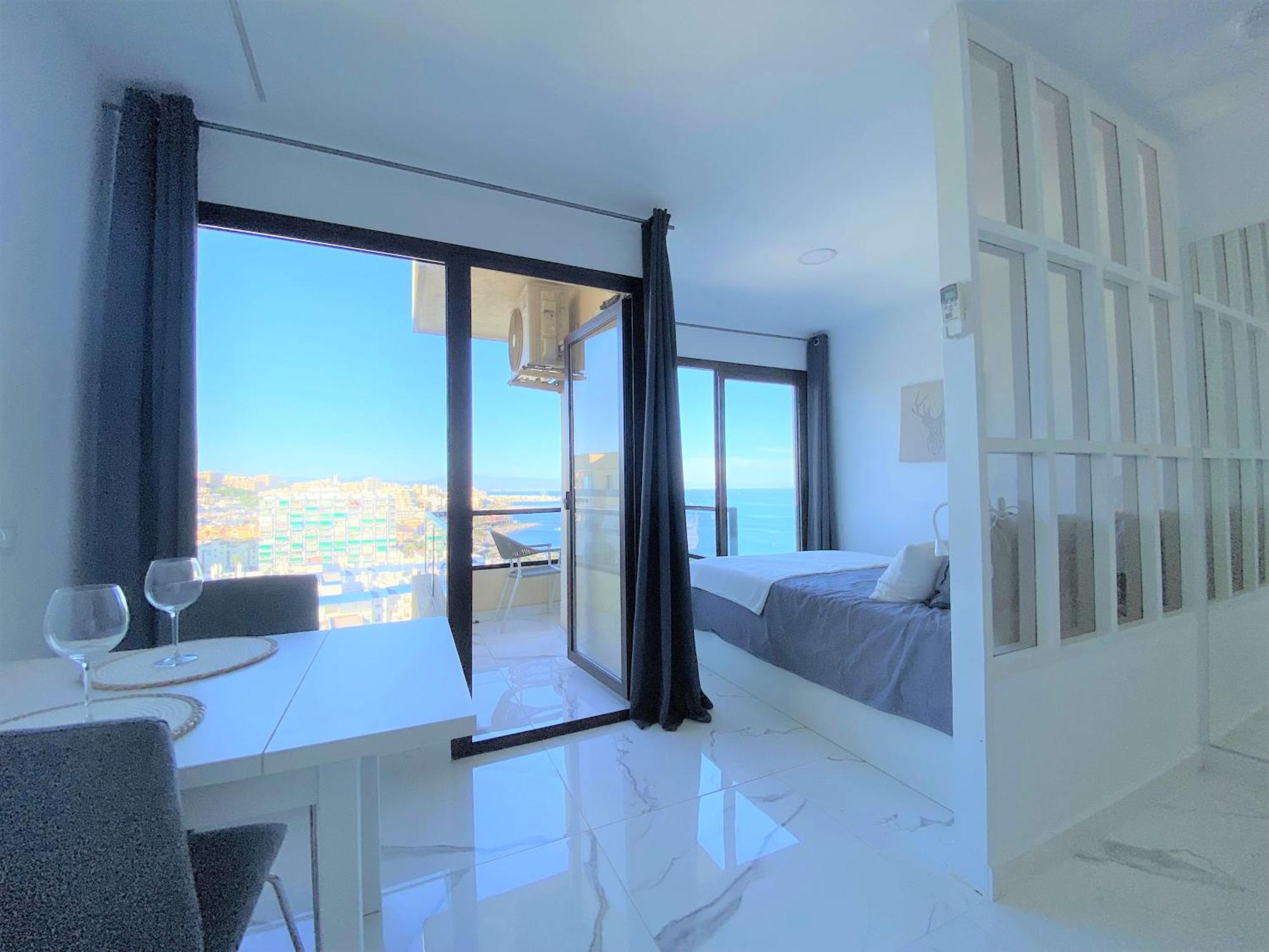 Aloha Playa Deluxe Wifi Swimming Pools & Parking Benalmadena