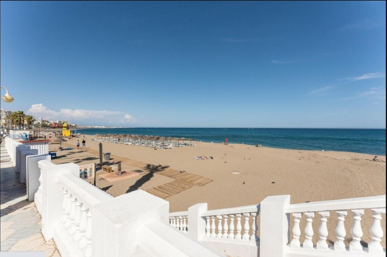 Apartment Aloha Playa Deluxe Wifi Swimming Pools & Parking