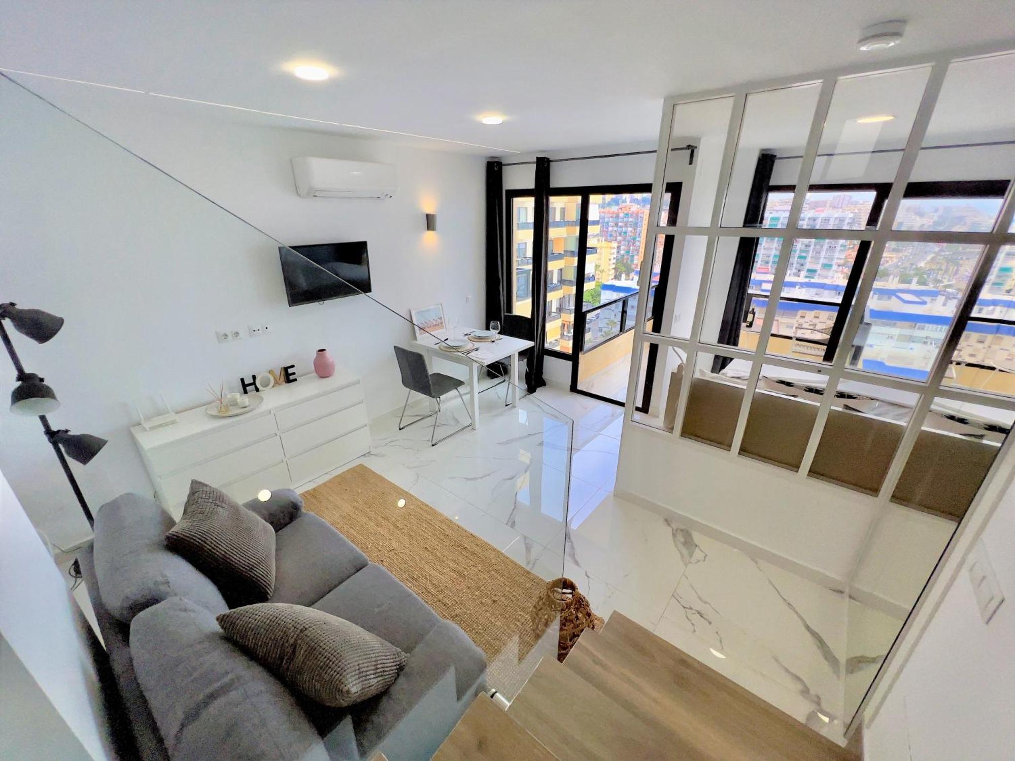 Aloha Playa Deluxe Wifi Swimming Pools & Parking Apartment