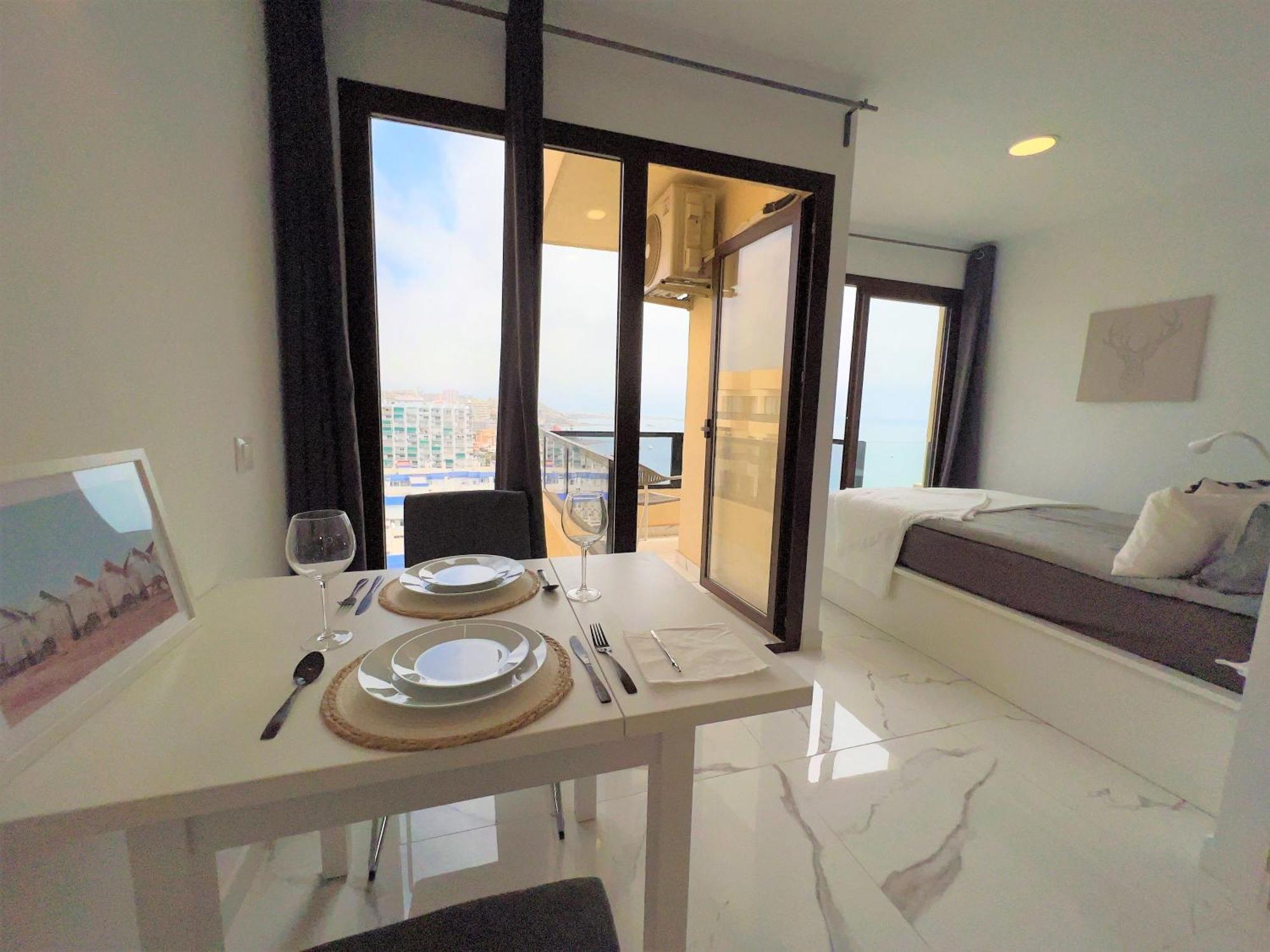 Apartment Aloha Playa Deluxe Wifi Swimming Pools & Parking Benalmadena