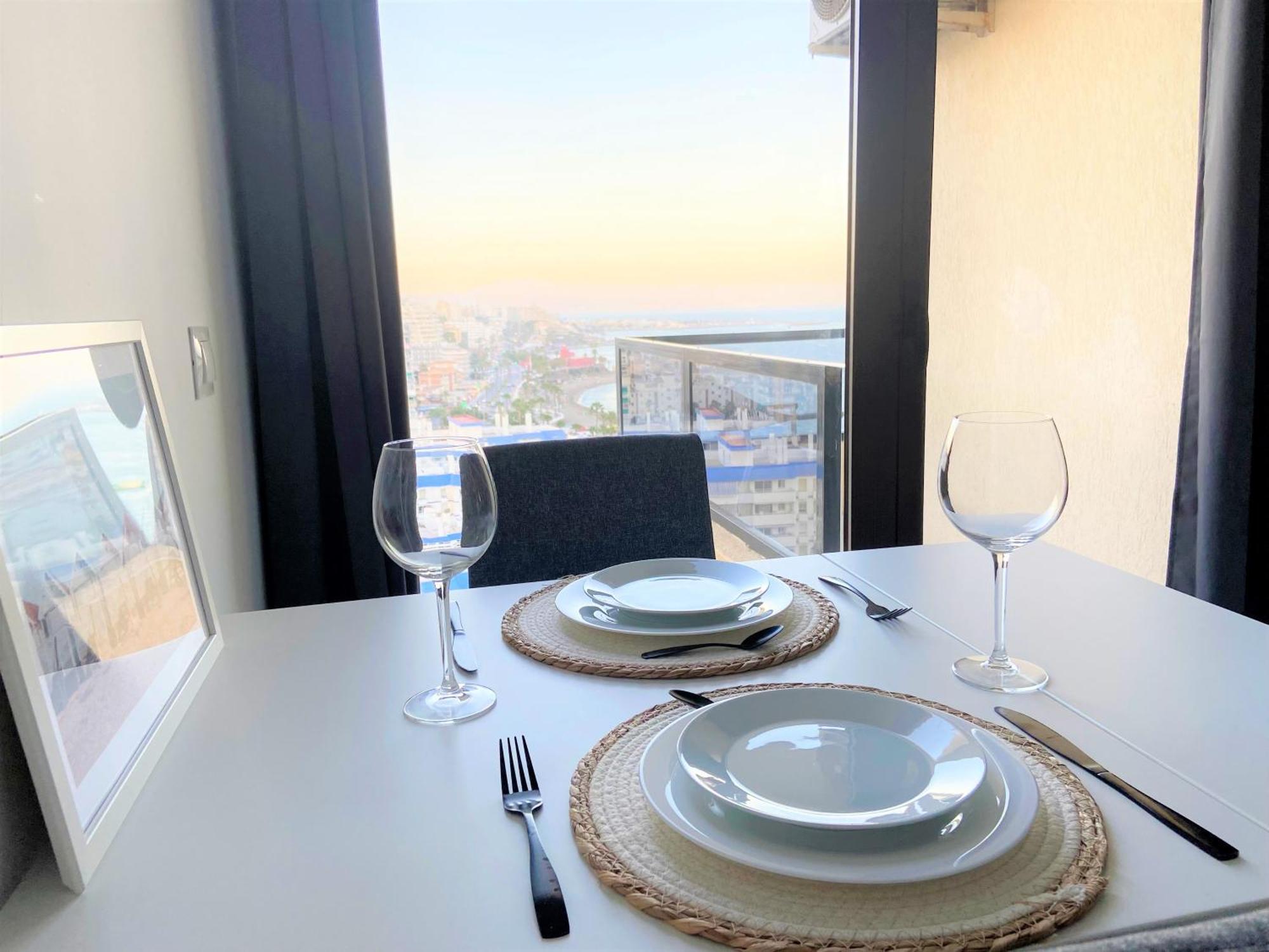 Aloha Playa Deluxe Wifi Swimming Pools & Parking Benalmadena