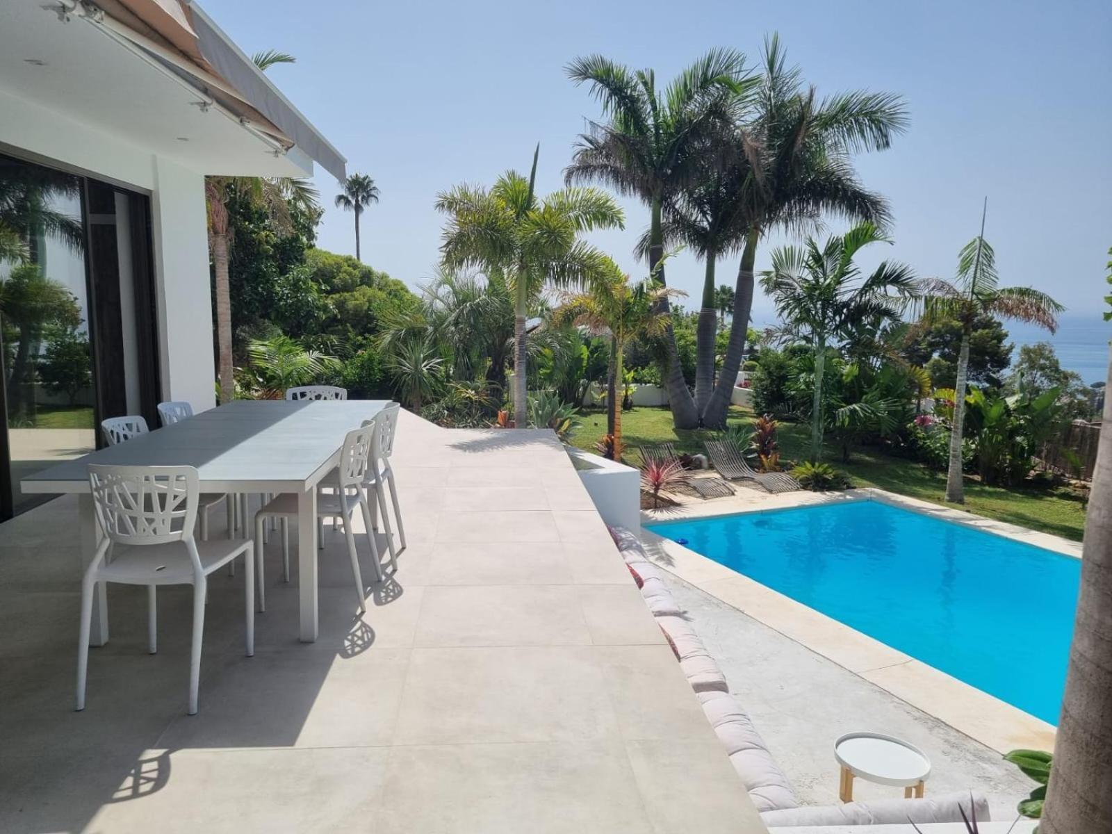 Bed & Breakfast In Eden Palm Guest house Benalmadena