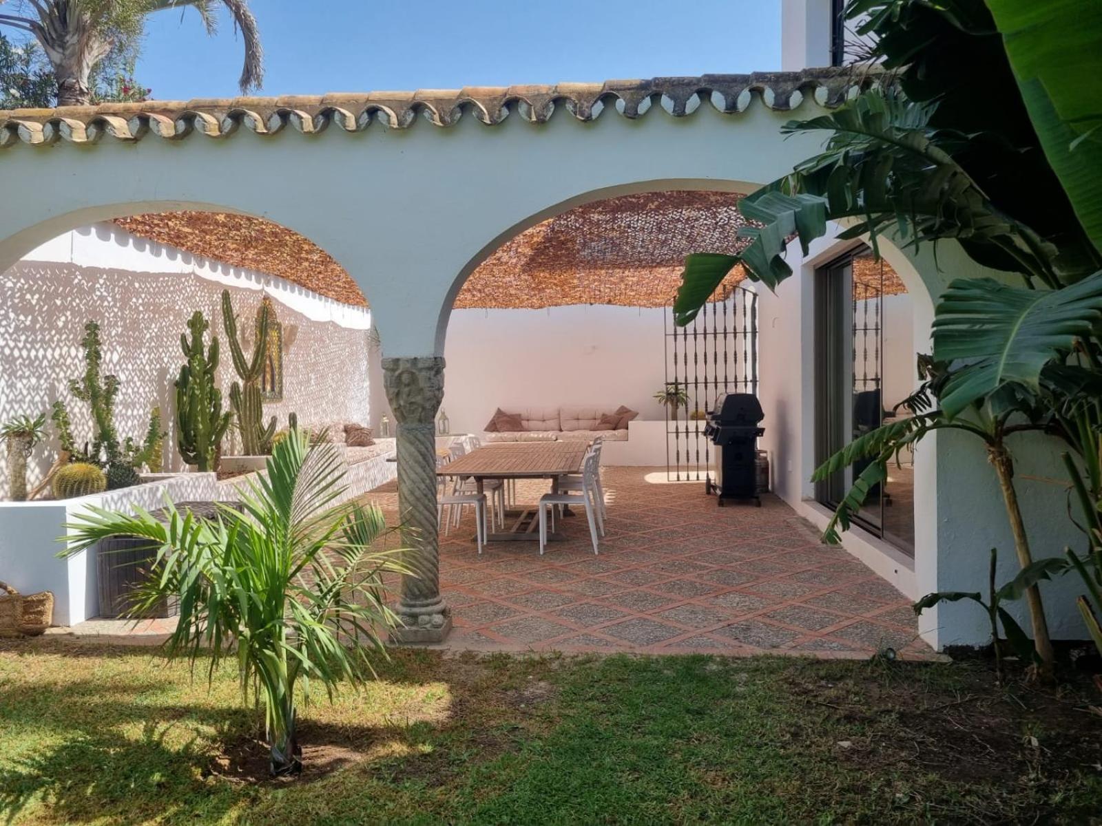 Bed & Breakfast In Eden Palm Guest house *