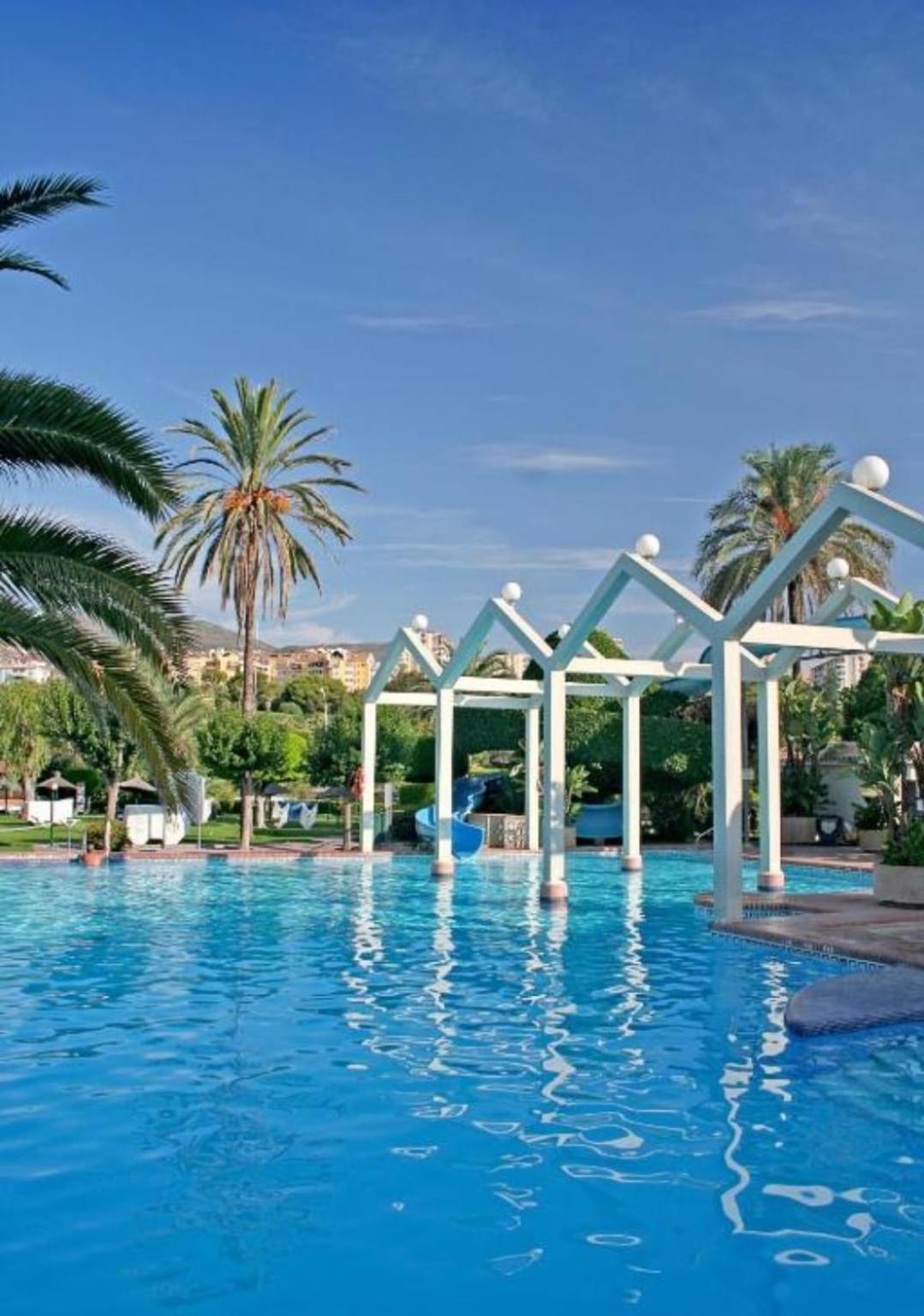 Apartamento El Fantastico Benalbeach, Breakfast Included