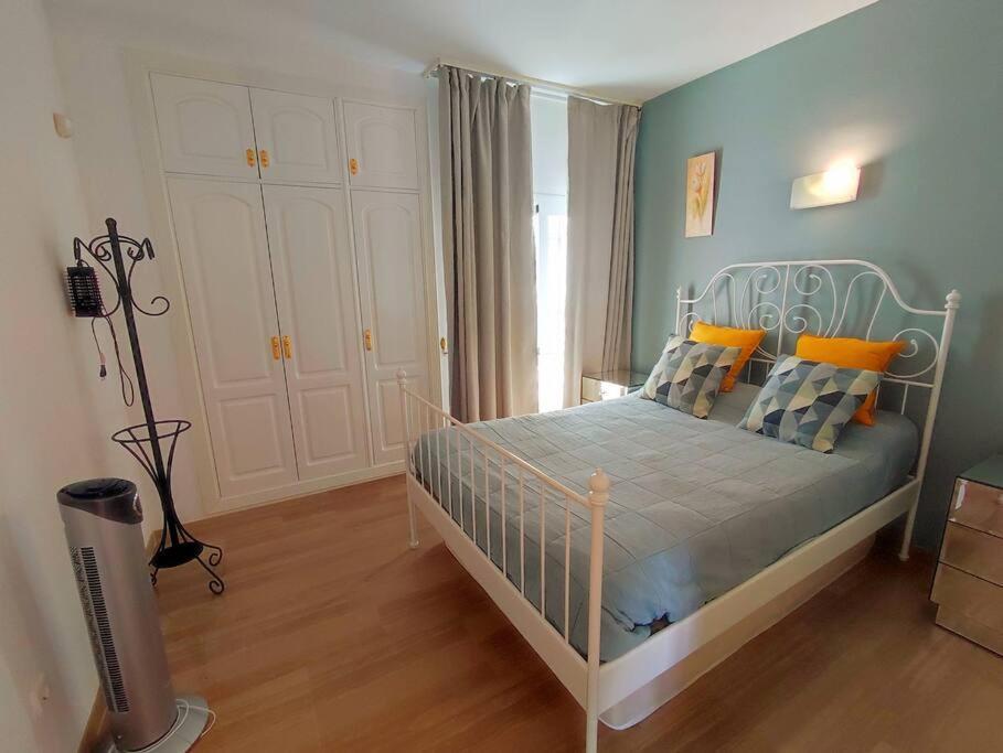 Penthouse In Puerto Marina *
